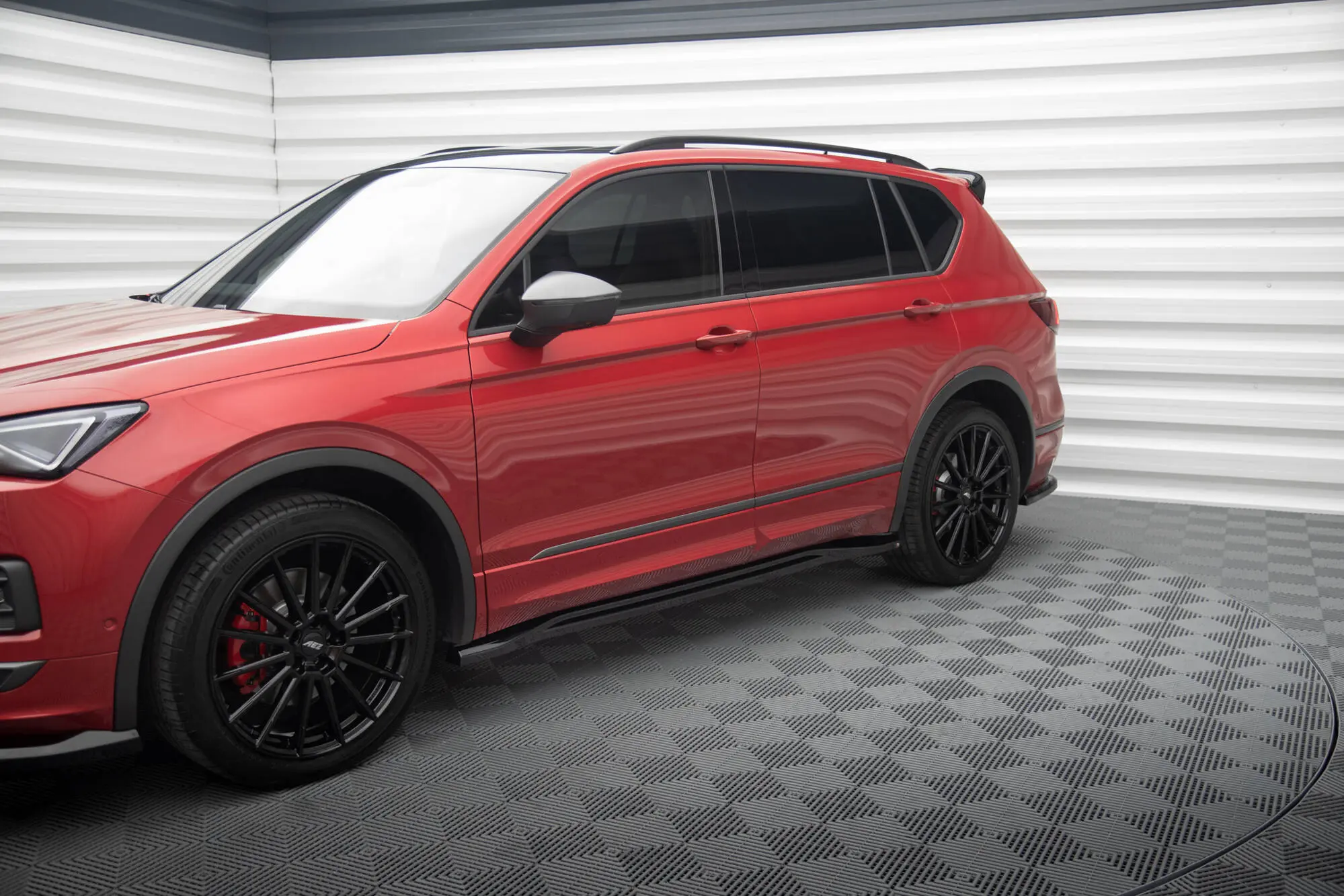 Sideskjørt Seat Tarraco FR 2018 - 2024 | Glossy Black Edition – bilde 3