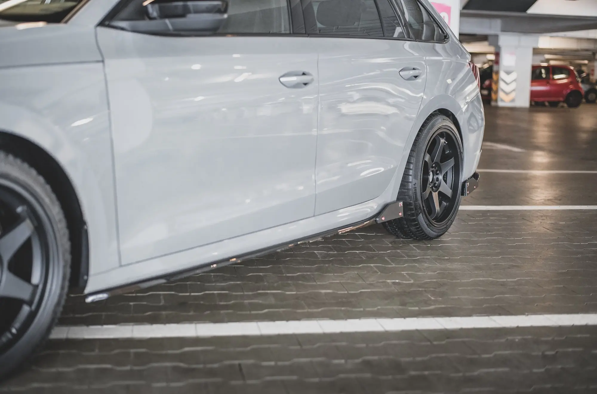 SIDESKJØRT +SIDESPLITTERS V.2 Skoda Octavia IV RS 2020 -> – bilde 2