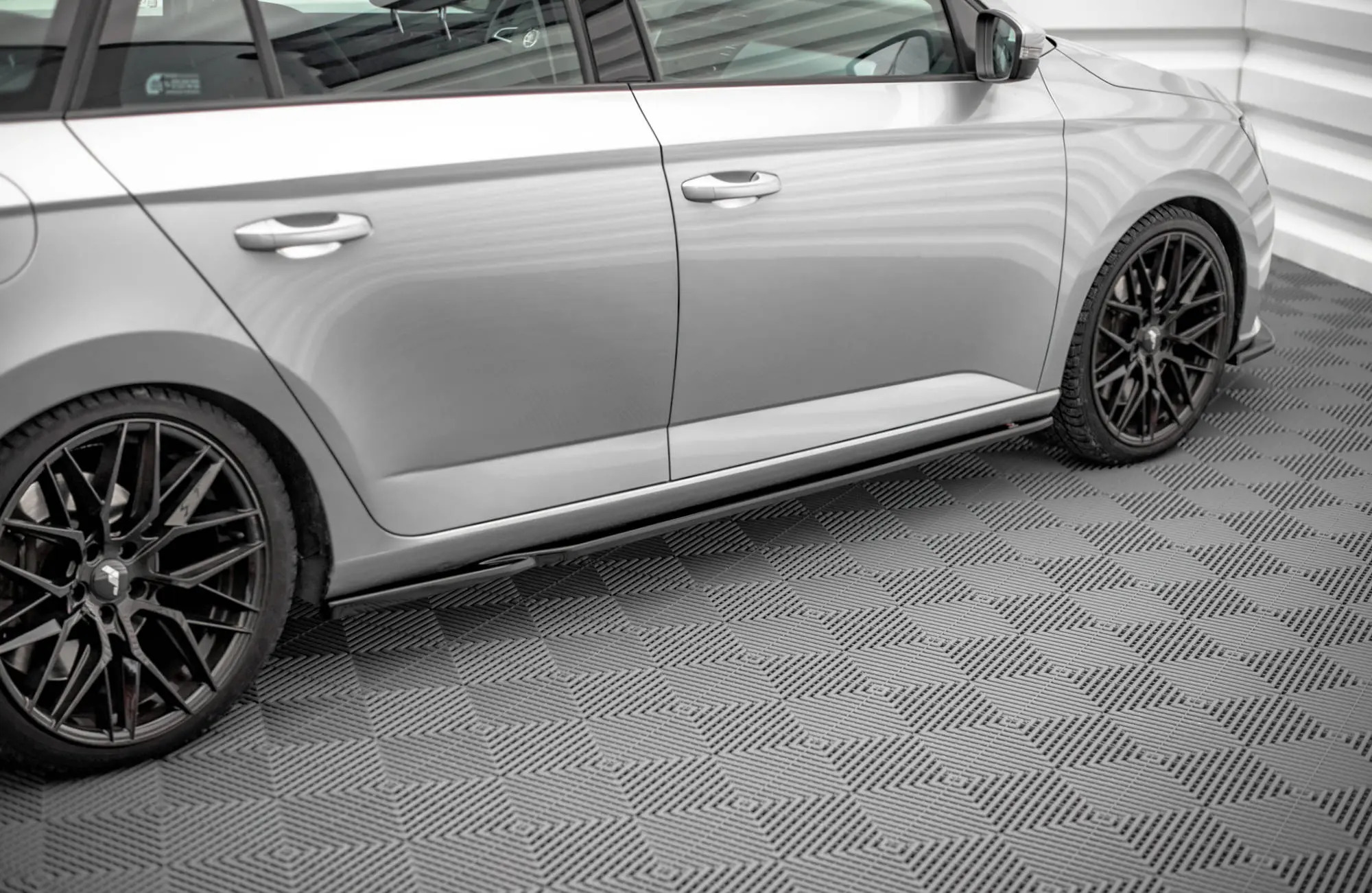 SIDESKJØRT SKODA Fabia III 2014-2022