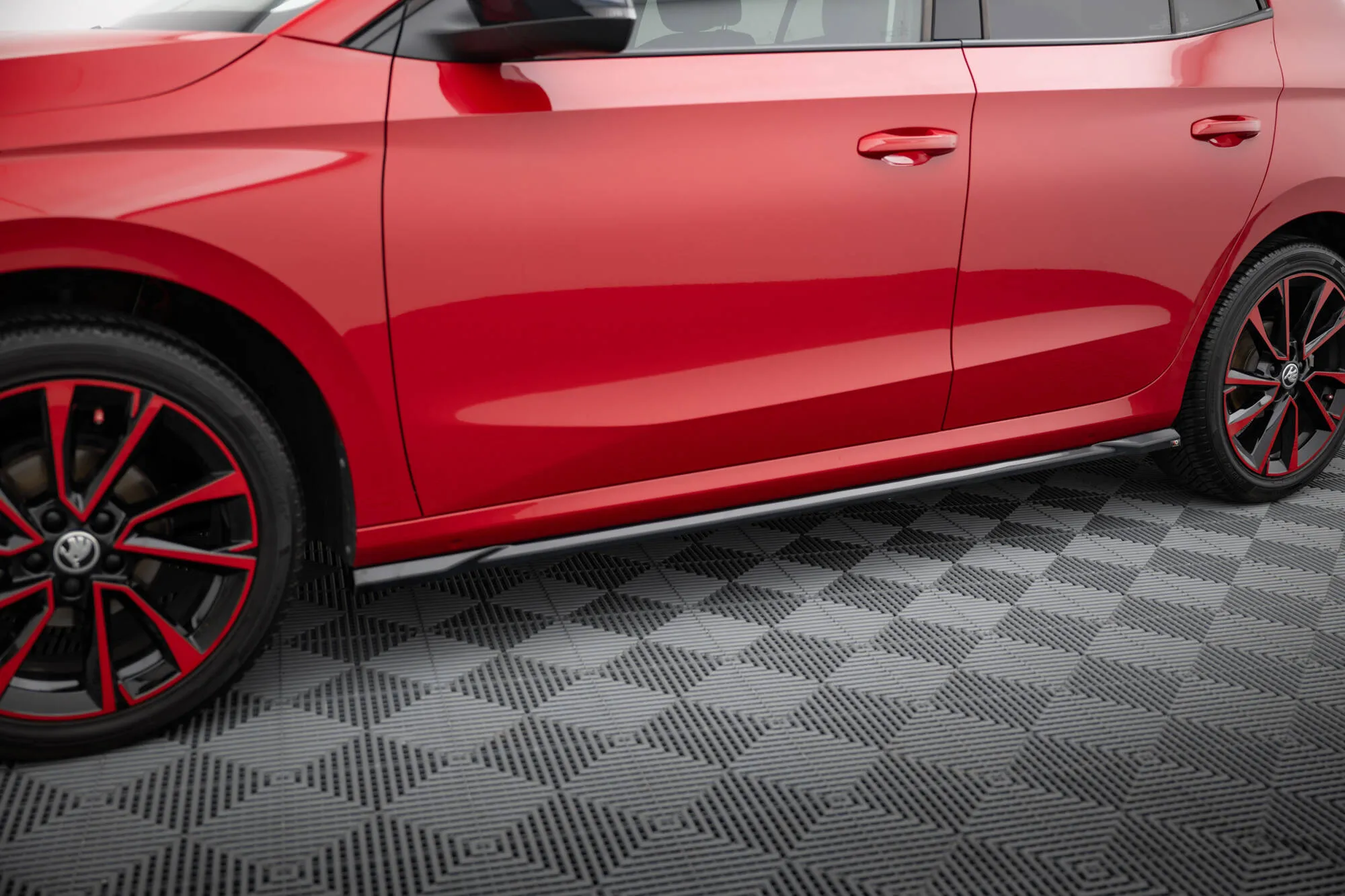 Sideskjørt Skoda Fabia IV 2021 -> | Glossy Black Edition
