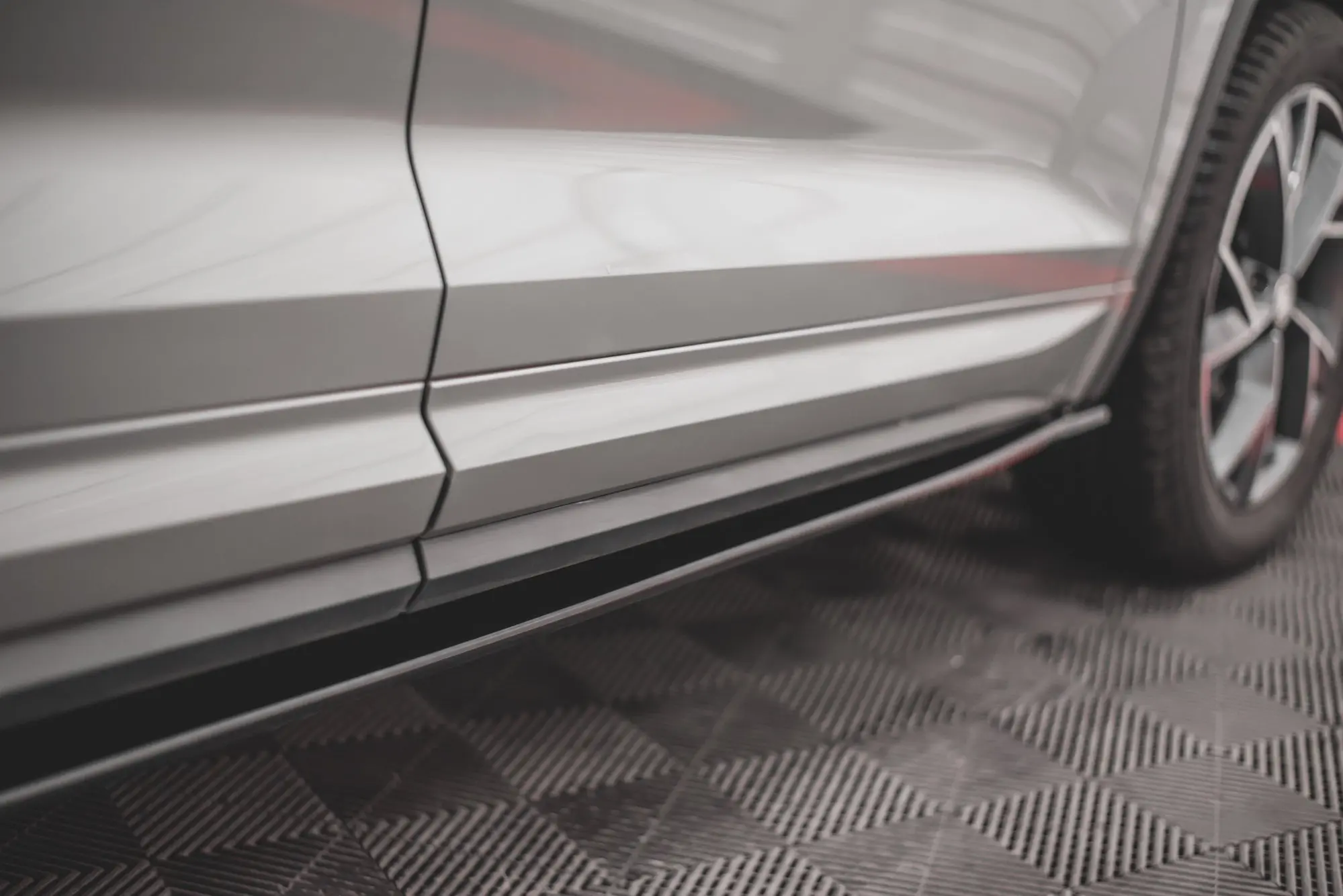 Sideskjørt Škoda Kodiaq I Sportline / RS 2016 - 2024 – bilde 3