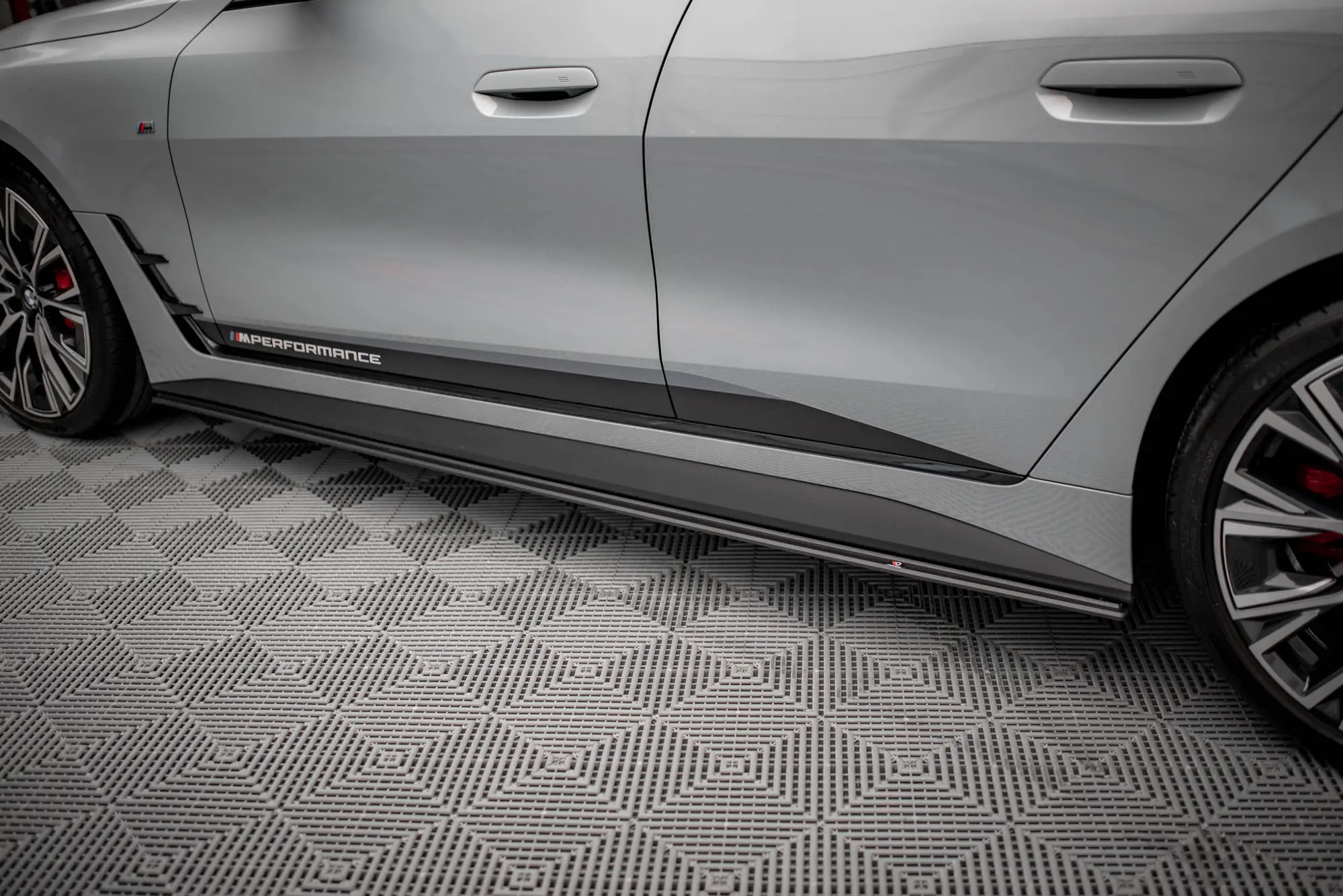Sideskjørt Street Pro BMW 4 M Pack (G22 / G23) 2020-> / BMW i4 (G26) 2021->