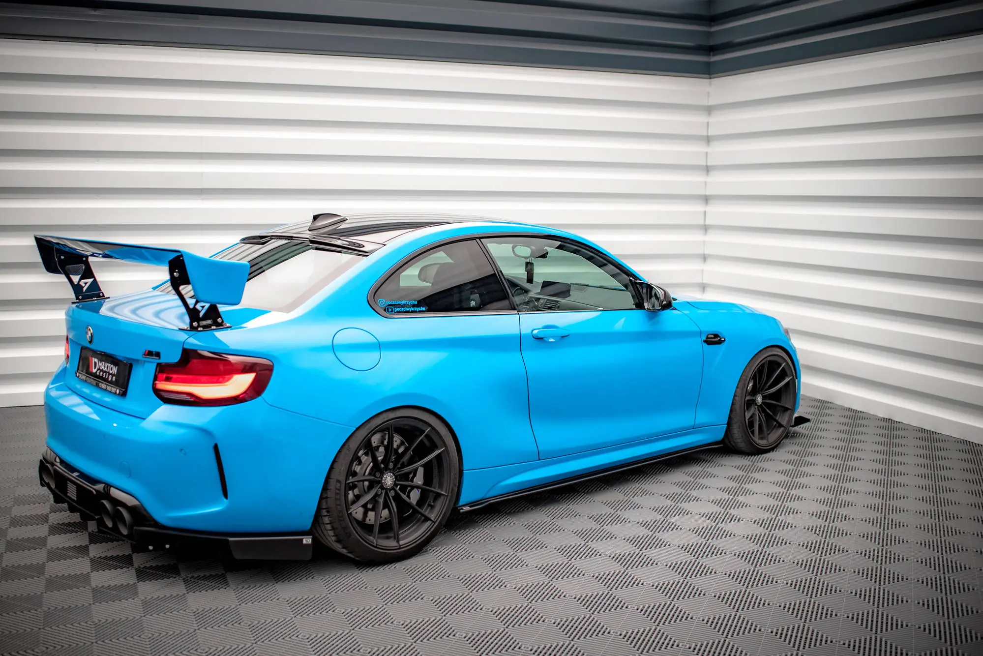 SIDESKJØRT STREET PRO BMW M2 (F87) 2015-2021 – bilde 4