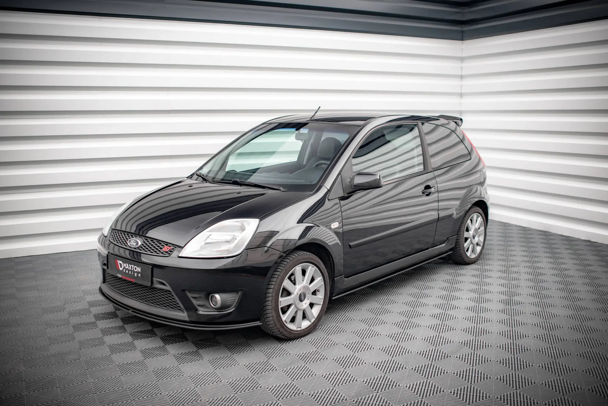 SIDESKJØRT STREET PRO Ford Fiesta Mk5 2005 - 2008 – bilde 4