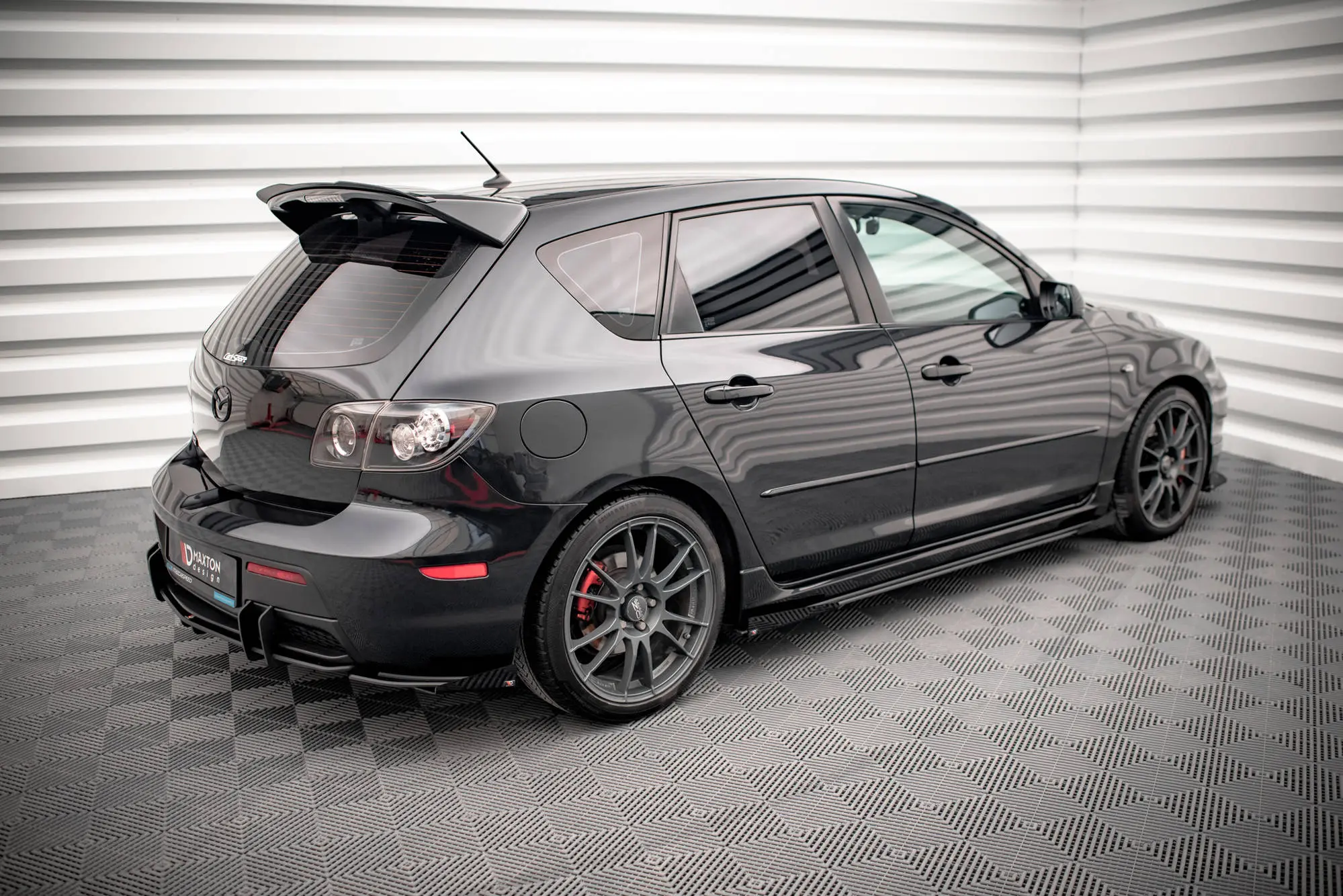 SIDESKJØRT STREET PRO + SIDESPLITTERS Mazda 3 MPS I 2006-2009 – bilde 4