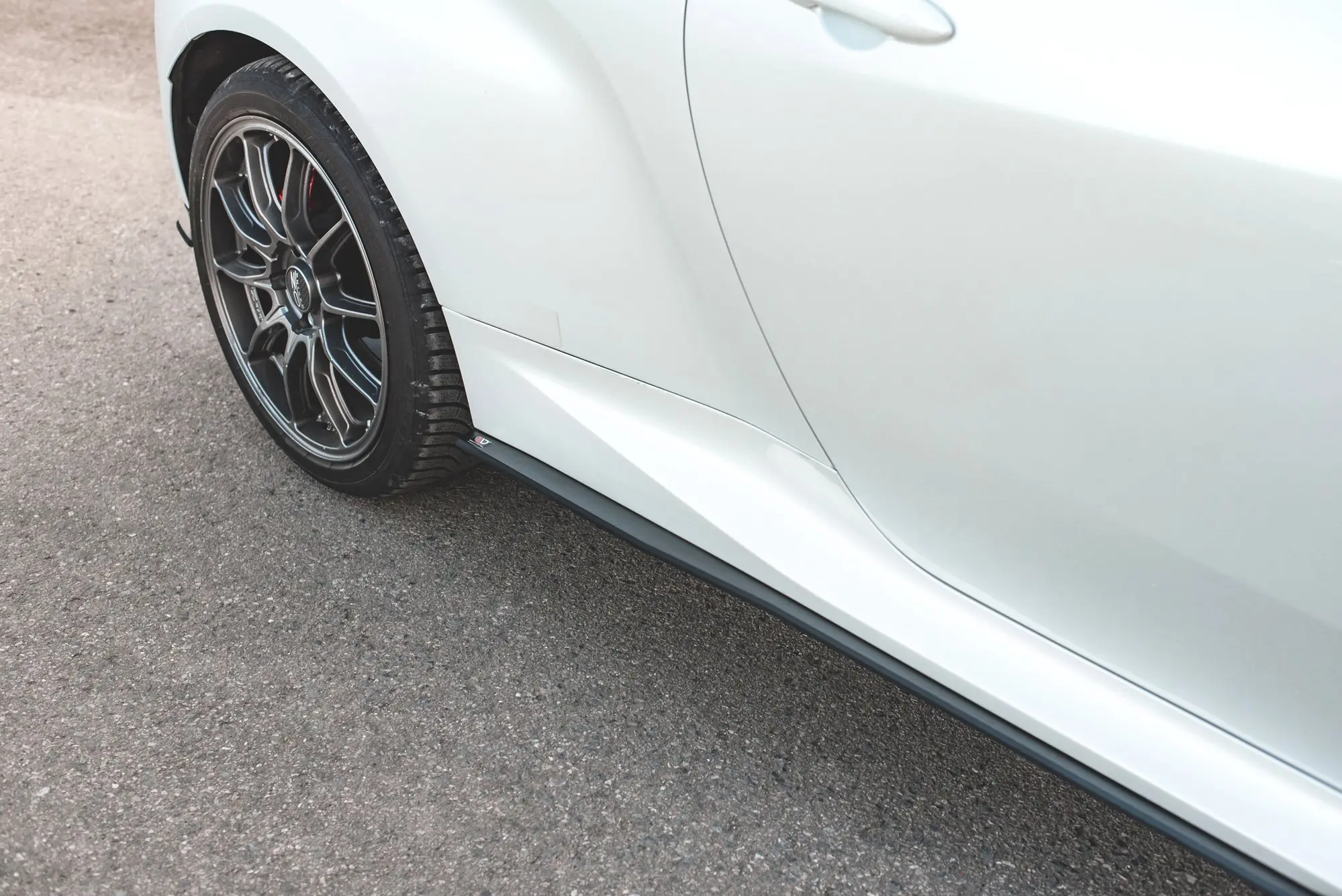 SIDESKJØRT STREET PRO TOYOTA YARIS GR mk4 2020-> – bilde 3