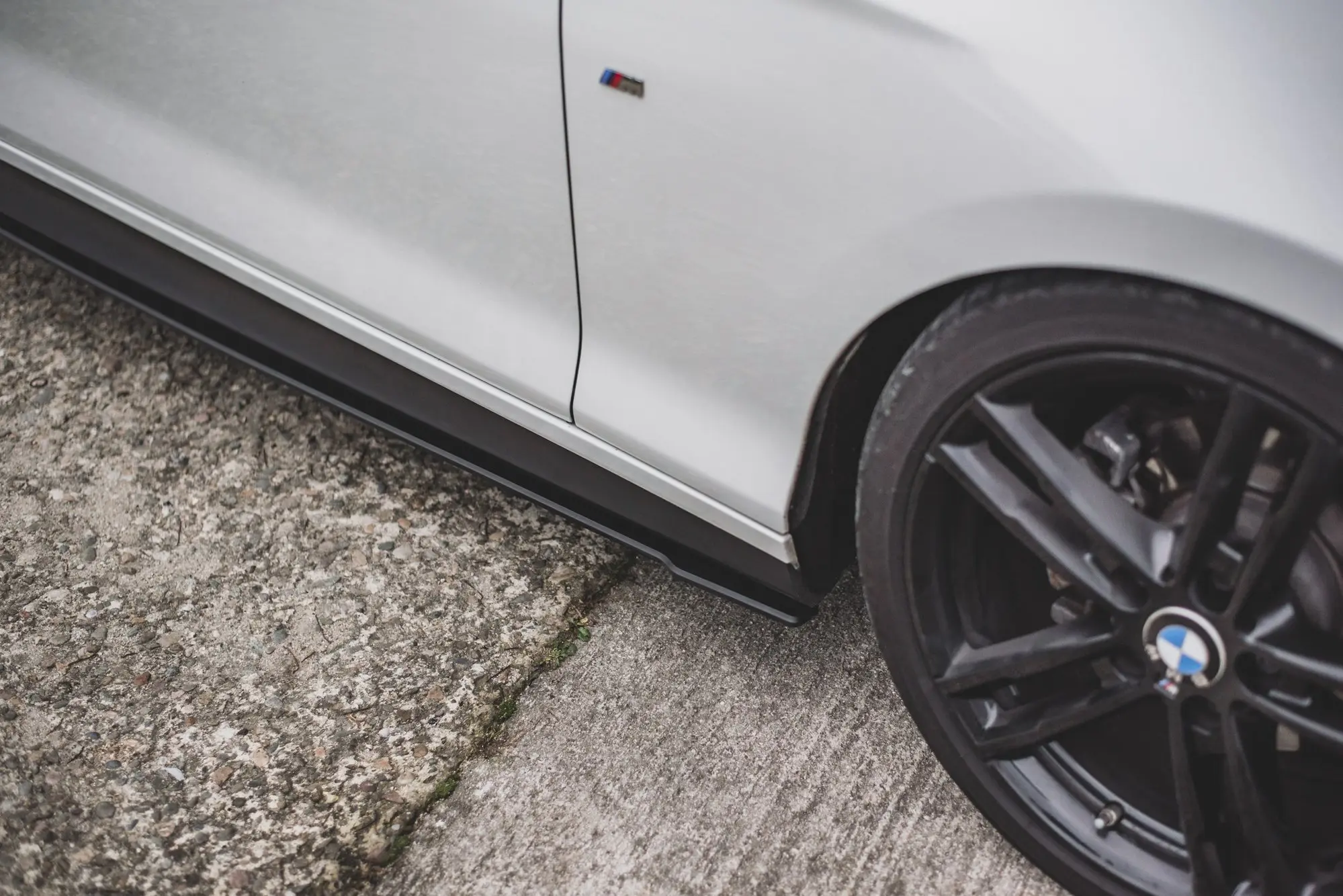SIDESKJØRT STREET PRO V.2 BMW 1 (F20) 2011 - 2019