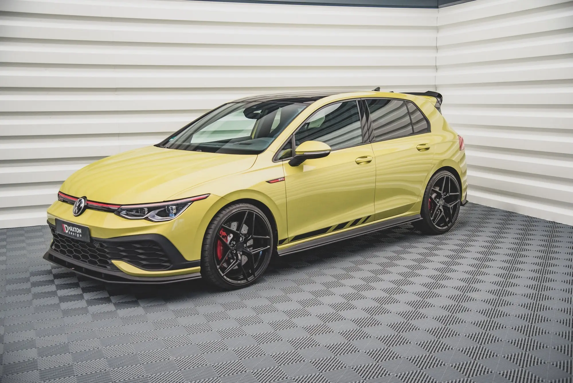 SIDESKJØRT STREET PRO VW GOLF 8 GTI / GTI CLUBSPORT / R-LINE 2020-> – bilde 7
