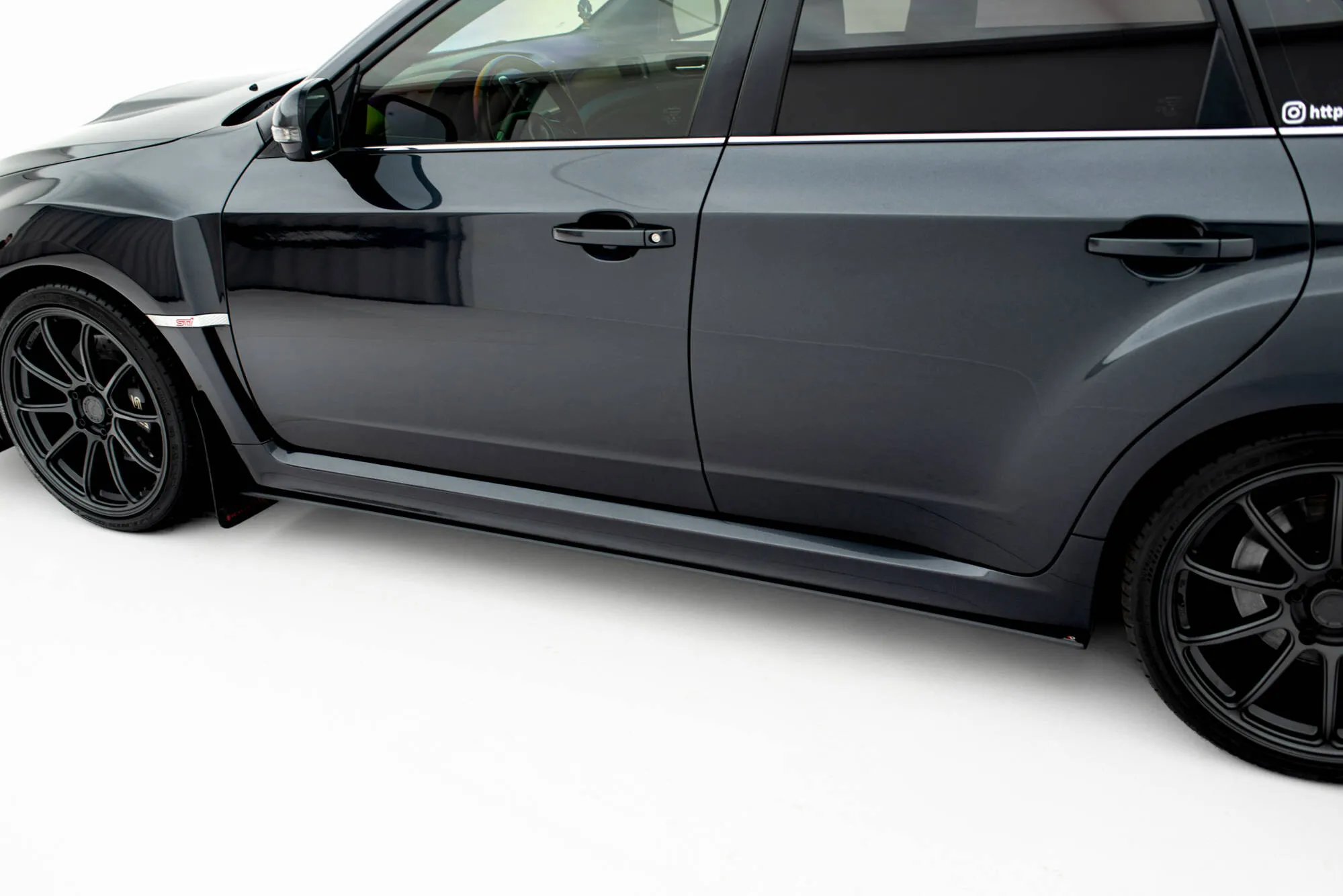 Sideskjørt Subaru Impreza WRX STI III Facelift 2010 - 2014 | Street Pro Black Edition – bilde 3