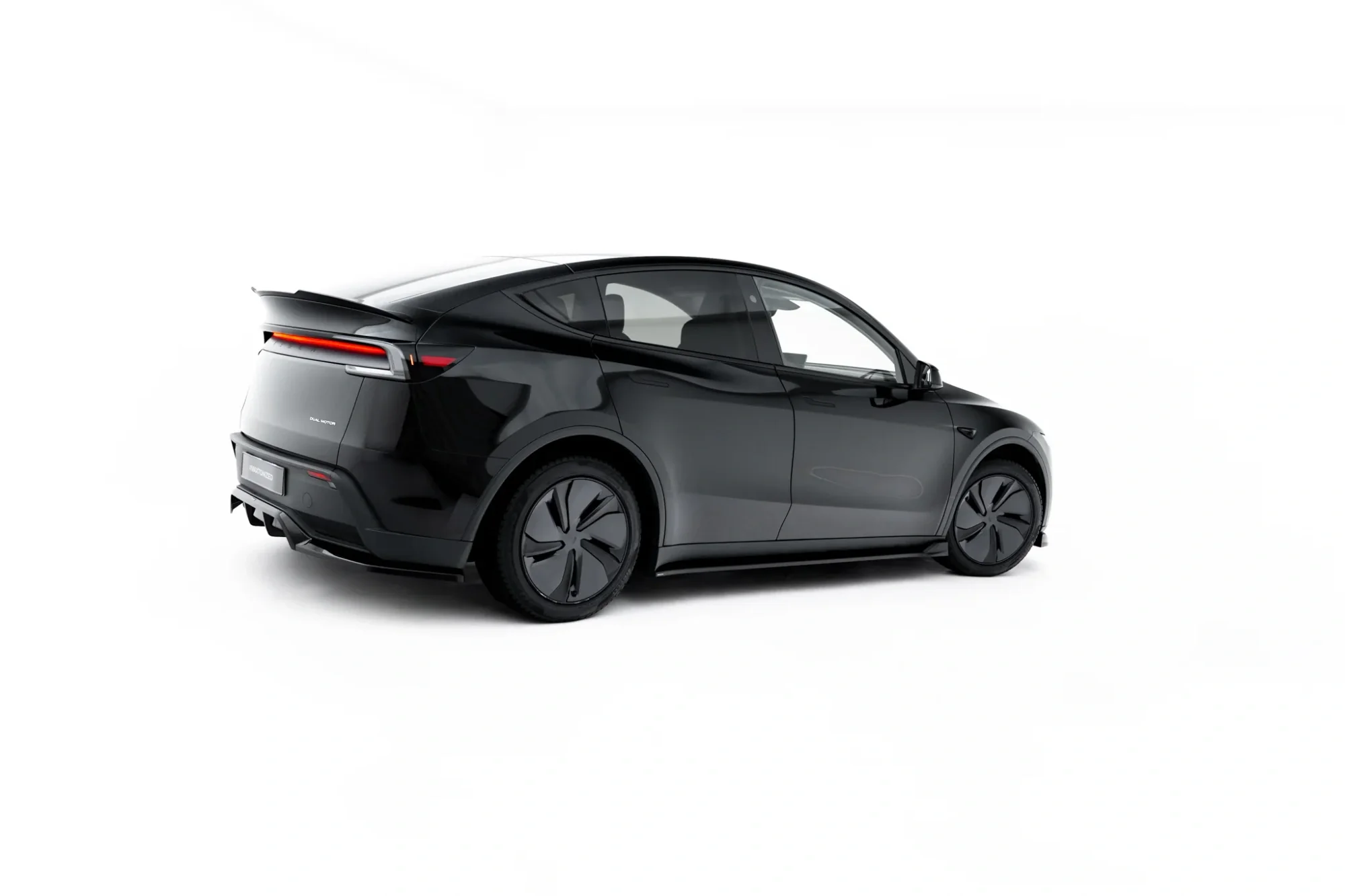 Sideskjørt Tesla Model Y Juniper 2025 -> | Sport Glossy Black Edition