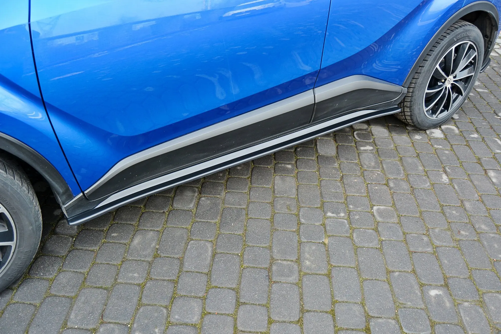 SIDESKJØRT Toyota C-HR I 2016 - 2019 – bilde 2