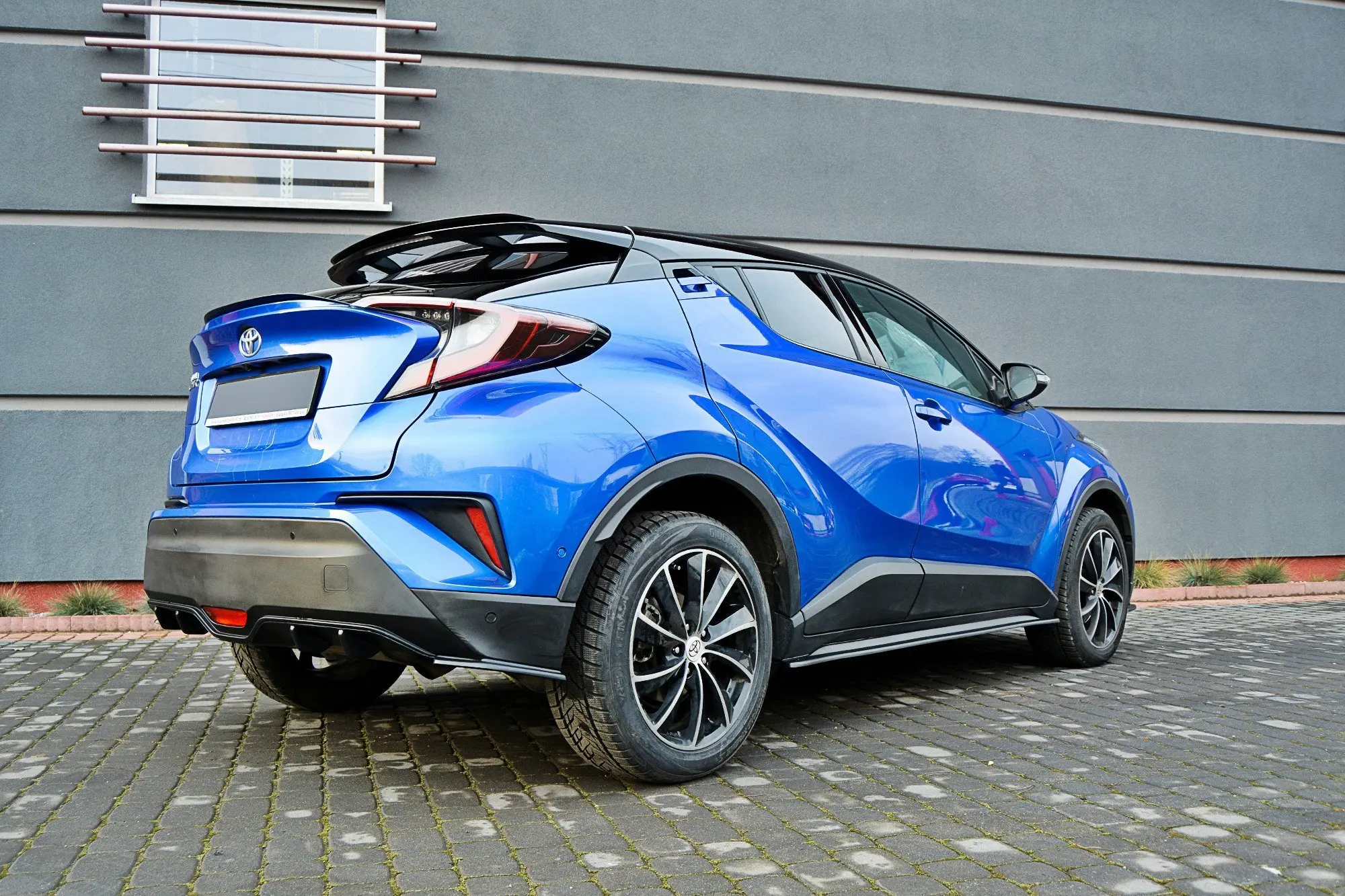 SIDESKJØRT Toyota C-HR I 2016 - 2019 – bilde 3