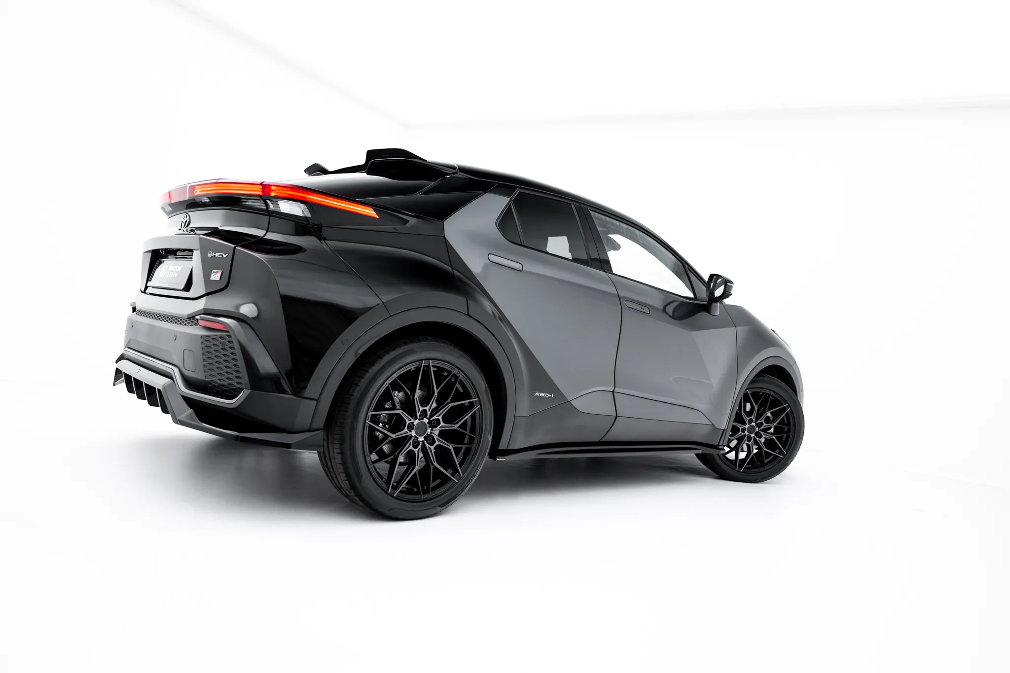 Sideskjørt Toyota C-hr II 2023 -> | Glossy Black Edition