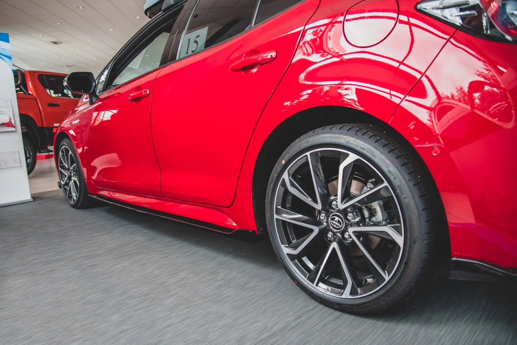 Sideskjørt Toyota Corolla XII Hatchback 2019 -> – bilde 3