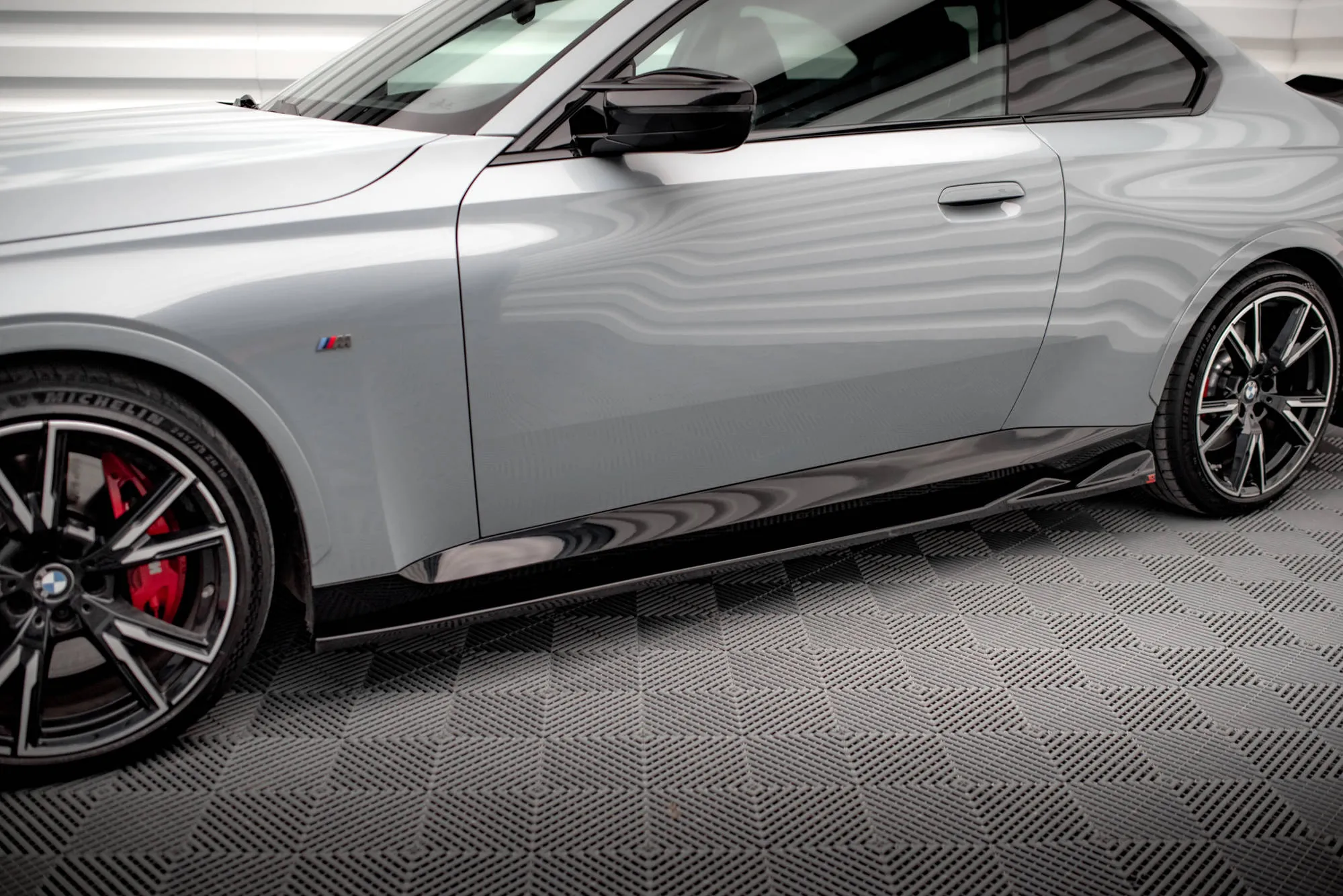 Sideskjørt V.1 BMW 2 Coupe (G42) M-Pack 2021 -> | Glossy Black Edition