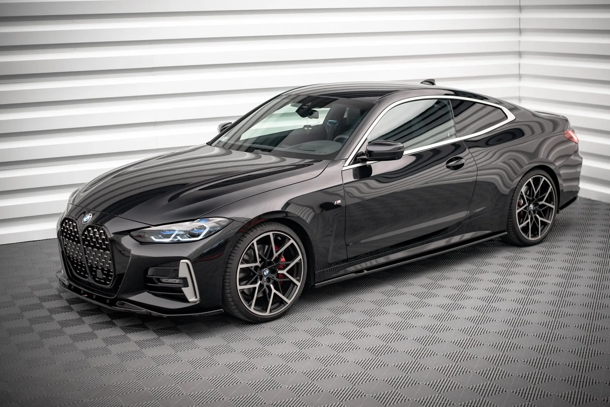 SIDESKJØRT V.1 BMW 4 (G22) M-PACK 2020-> – bilde 3