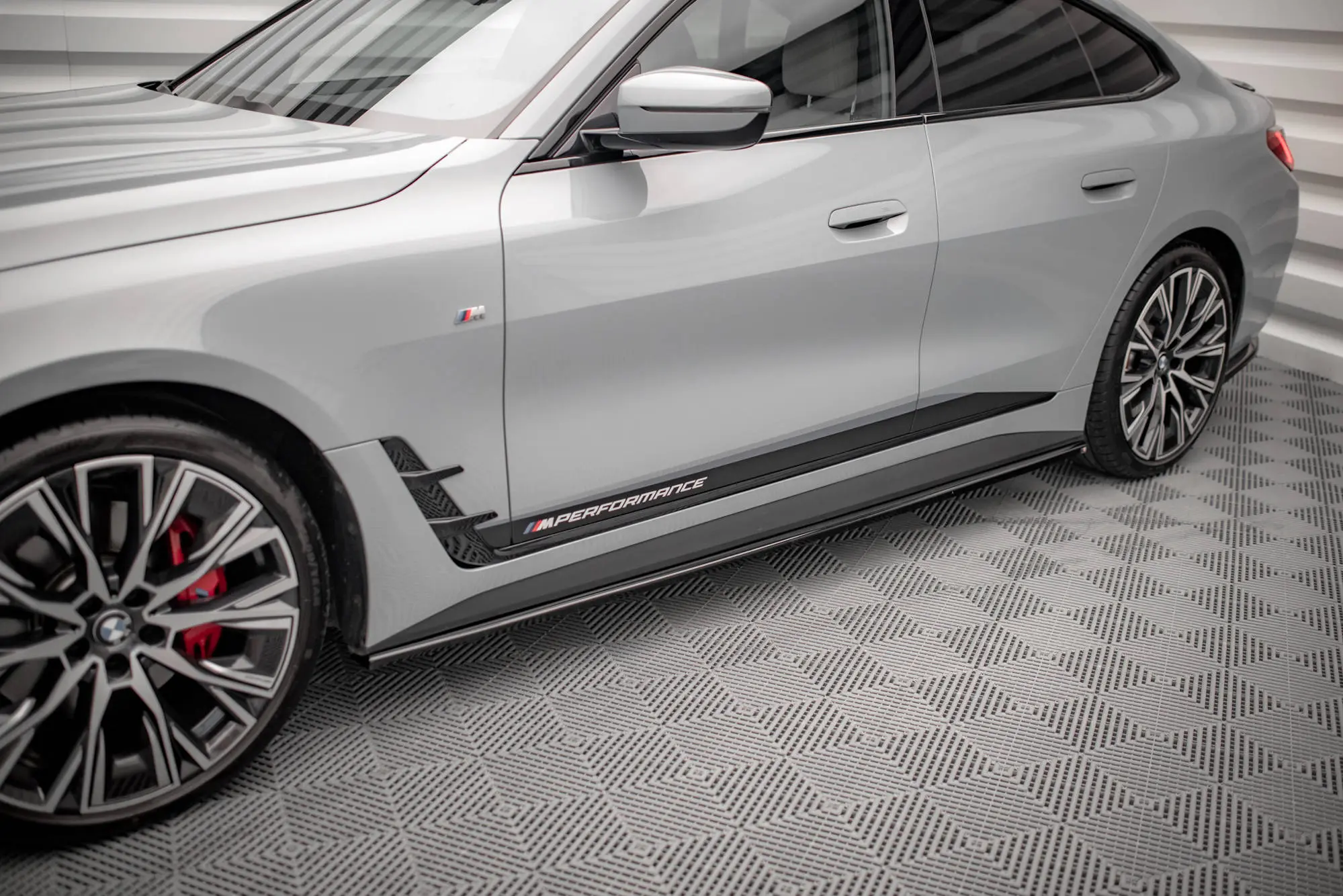 Sideskjørt V.1  BMW 4 M Pack (G22 / G23) 2020-> / BMW i4 (G26) 2021->
