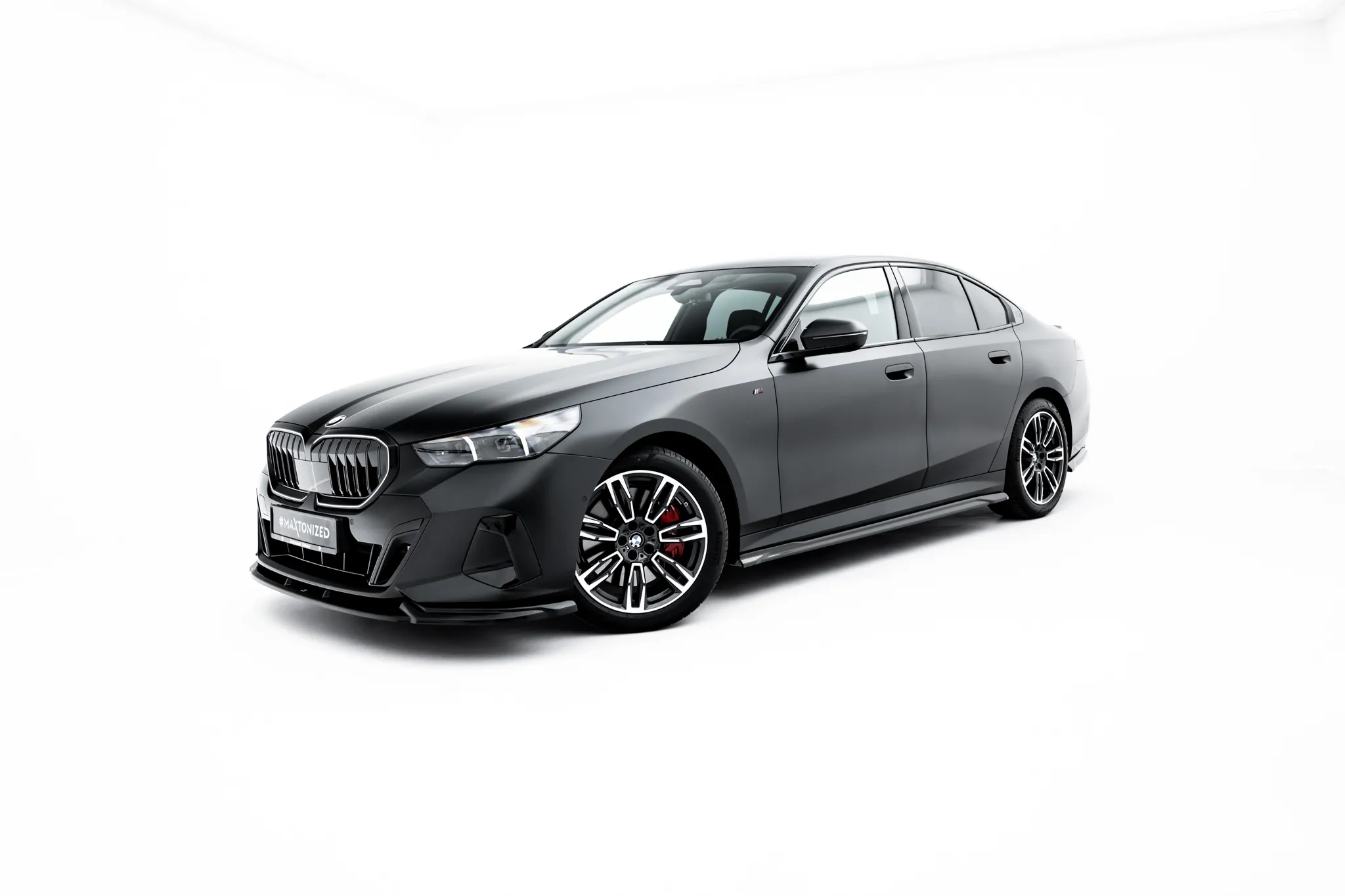 Sideskjørt V.1 BMW 5 / i5 (G60) M-Pack 2023 -> | Glossy Black Edition – bilde 3
