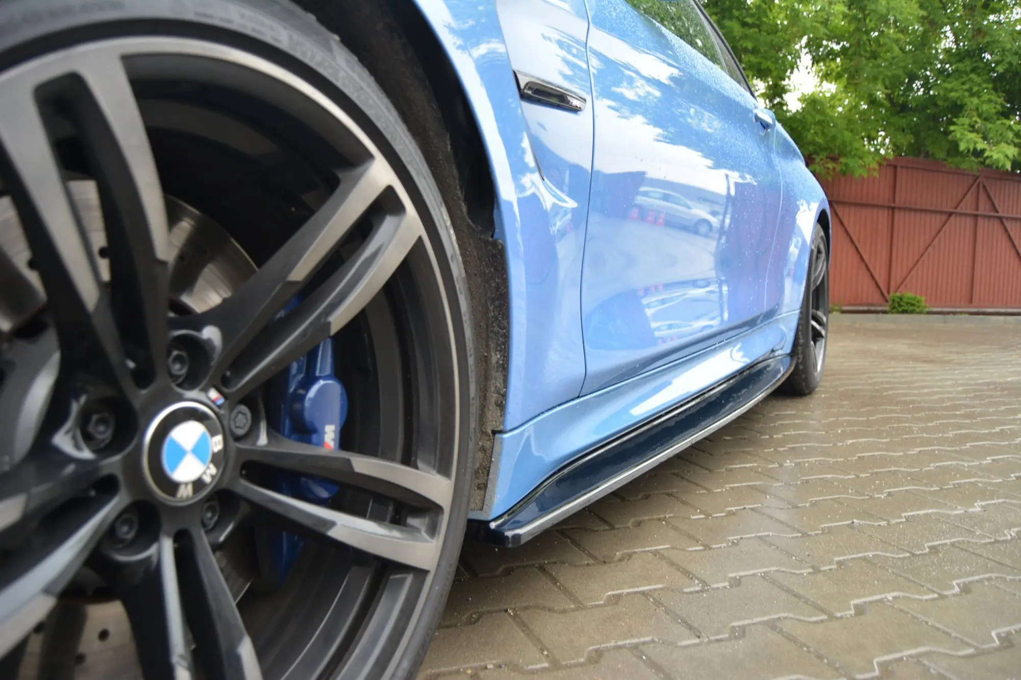 SIDESKJØRT V.1 BMW M4 (F82) 2014 – 2021