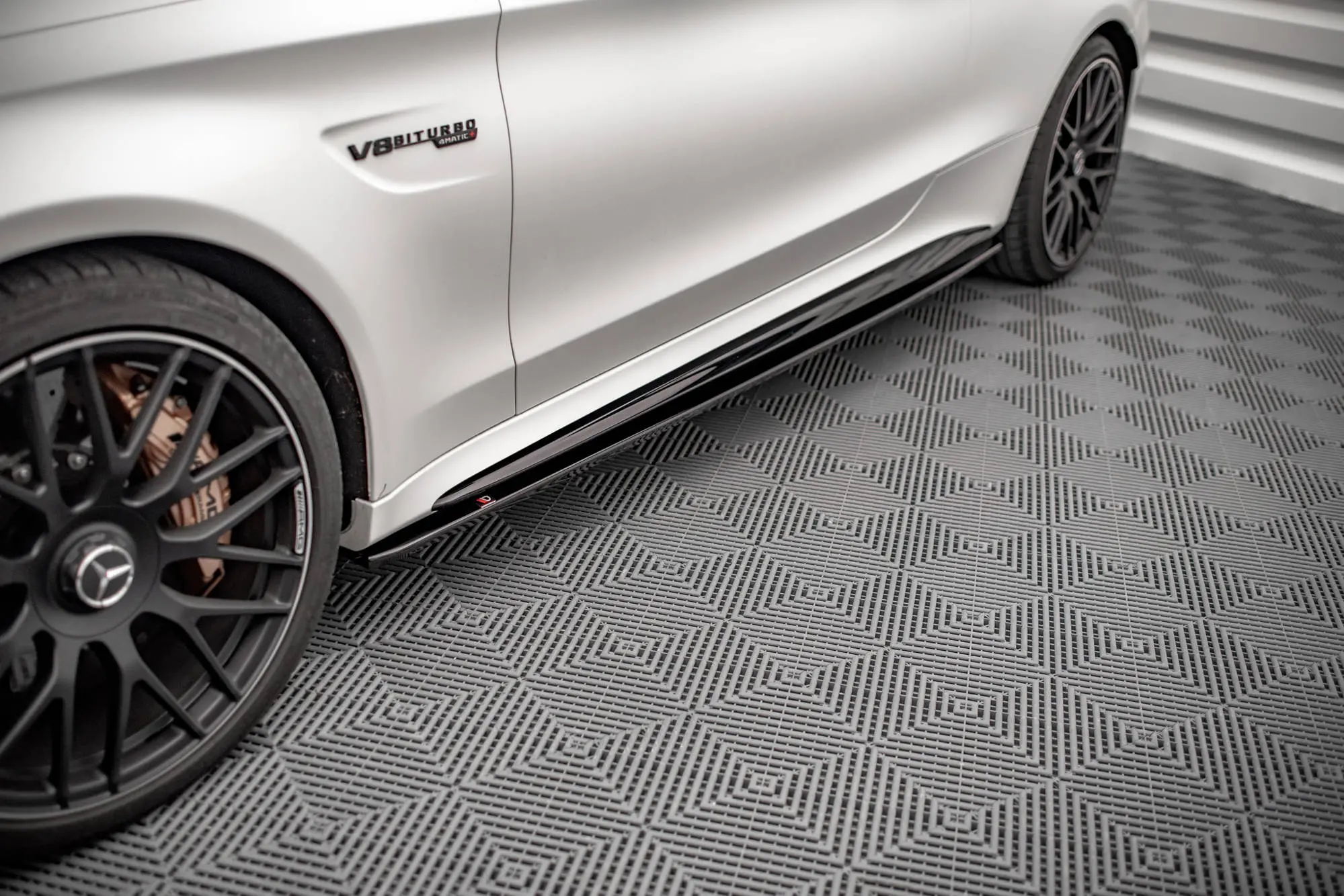 SIDESKJØRT V.1 MERCEDES-BENZ C63 AMG COUPE (C205) 2018-2021