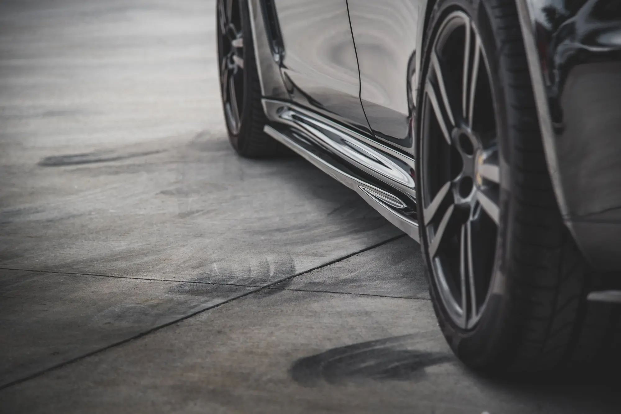 Sideskjørt V.1 Porsche Panamera Turbo I (970) Facelift 2013-2016 – bilde 5