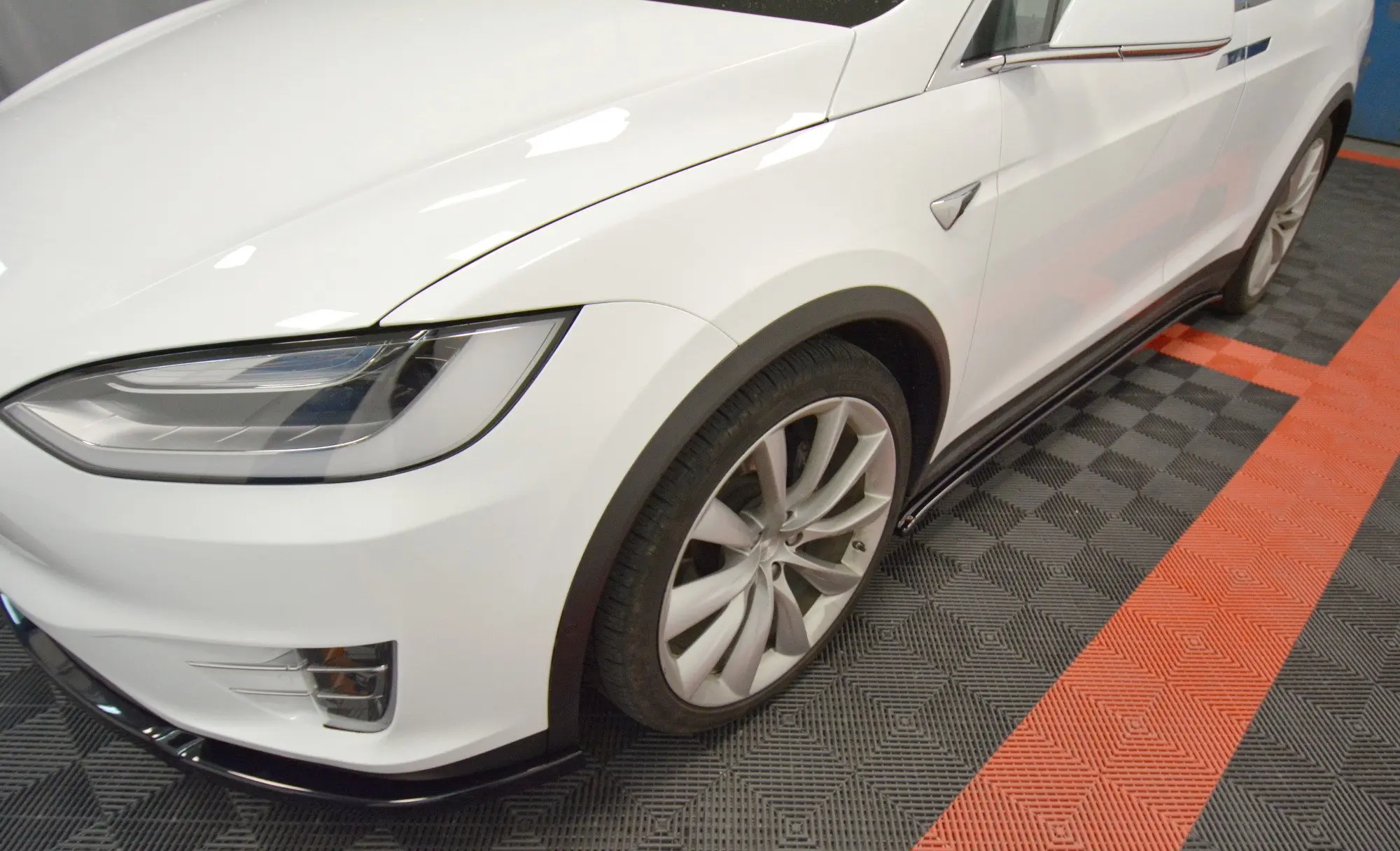 Sideskjørt V.1 Tesla Model X 2015 - 2021 – bilde 3