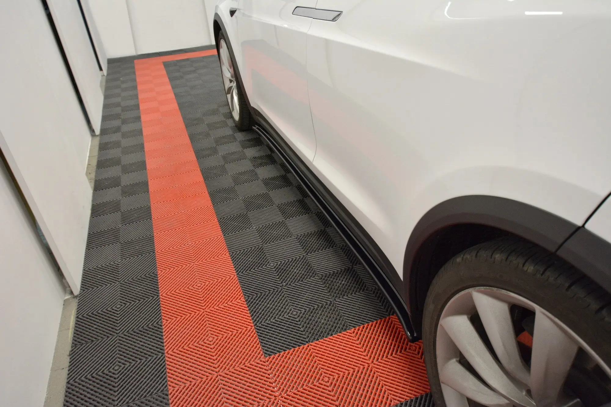 Sideskjørt V.1 Tesla Model X 2015 - 2021 – bilde 4