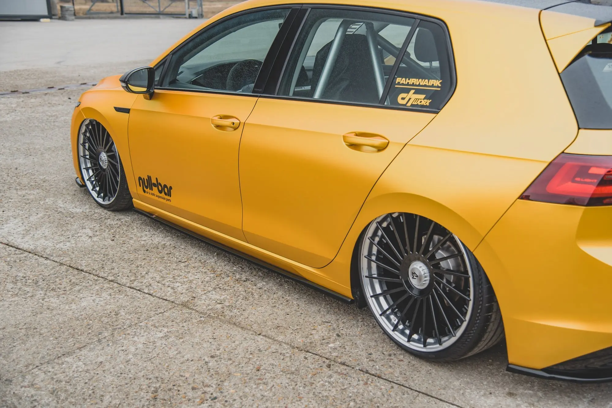 SIDESKJØRT V.1 VW GOLF 8 2019-> – bilde 4