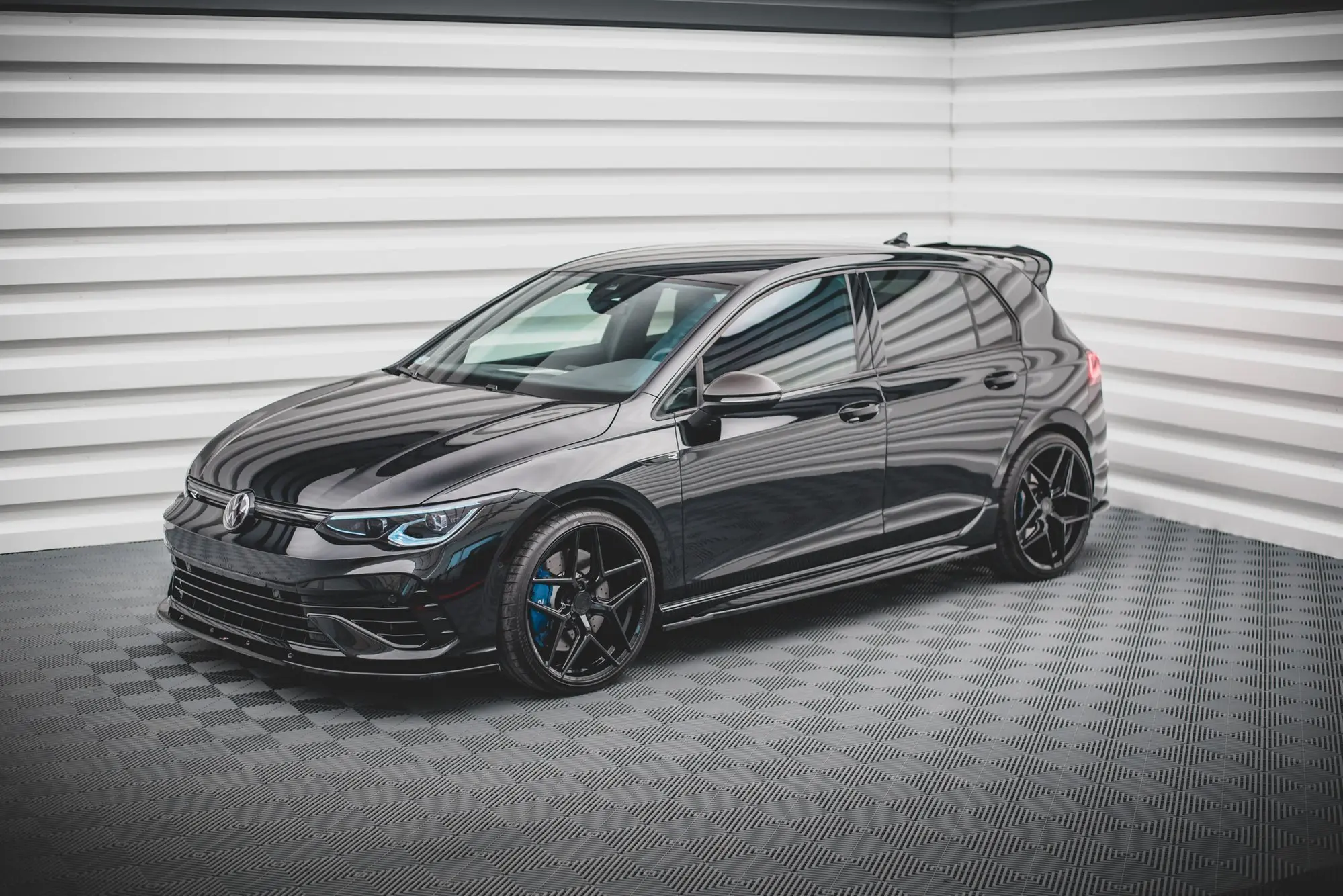 SIDESKJØRT V.1 VW GOLF R MK8 2020-> – bilde 4