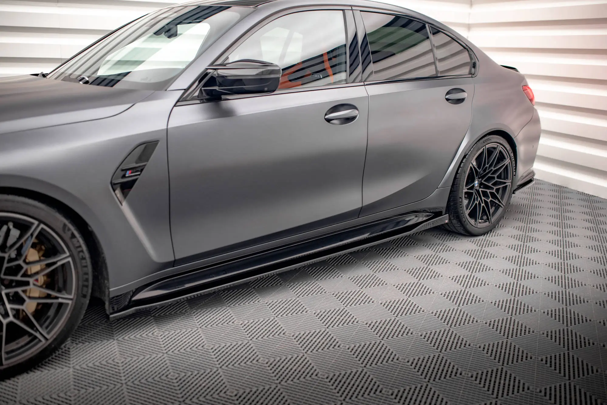 SIDESKJØRT V.2 BMW M3 (G80) 2020-> – bilde 2