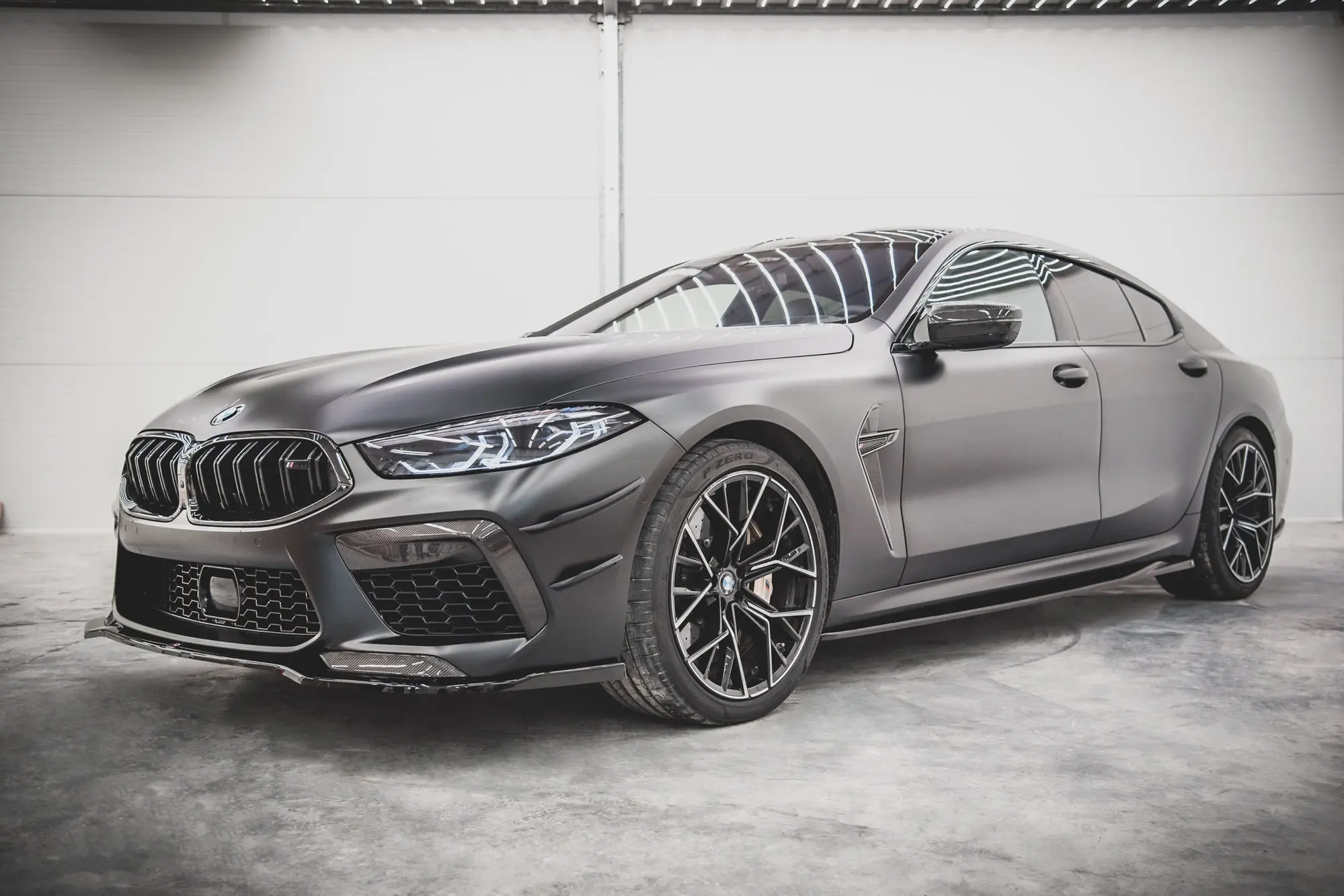 SIDESKJØRT V.2 BMW M8 (F93) Gran Coupe 2019-> / BMW 8 (G16) Gran coupe M-Pack 2018 -> – bilde 3