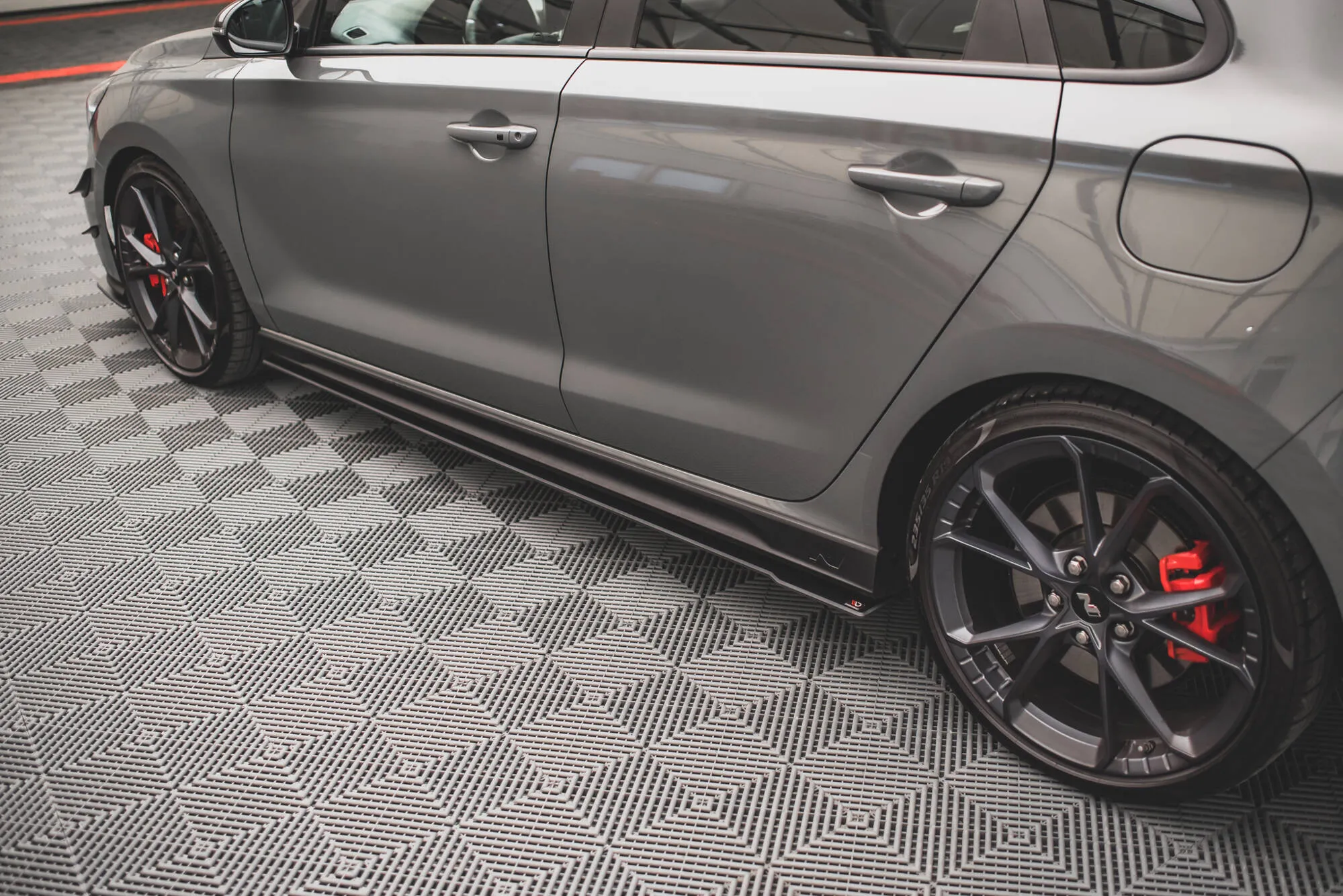 Sideskjørt V.2 Hyundai I30 N III Facelift 2020 -> | Street Pro Black Edition – bilde 7