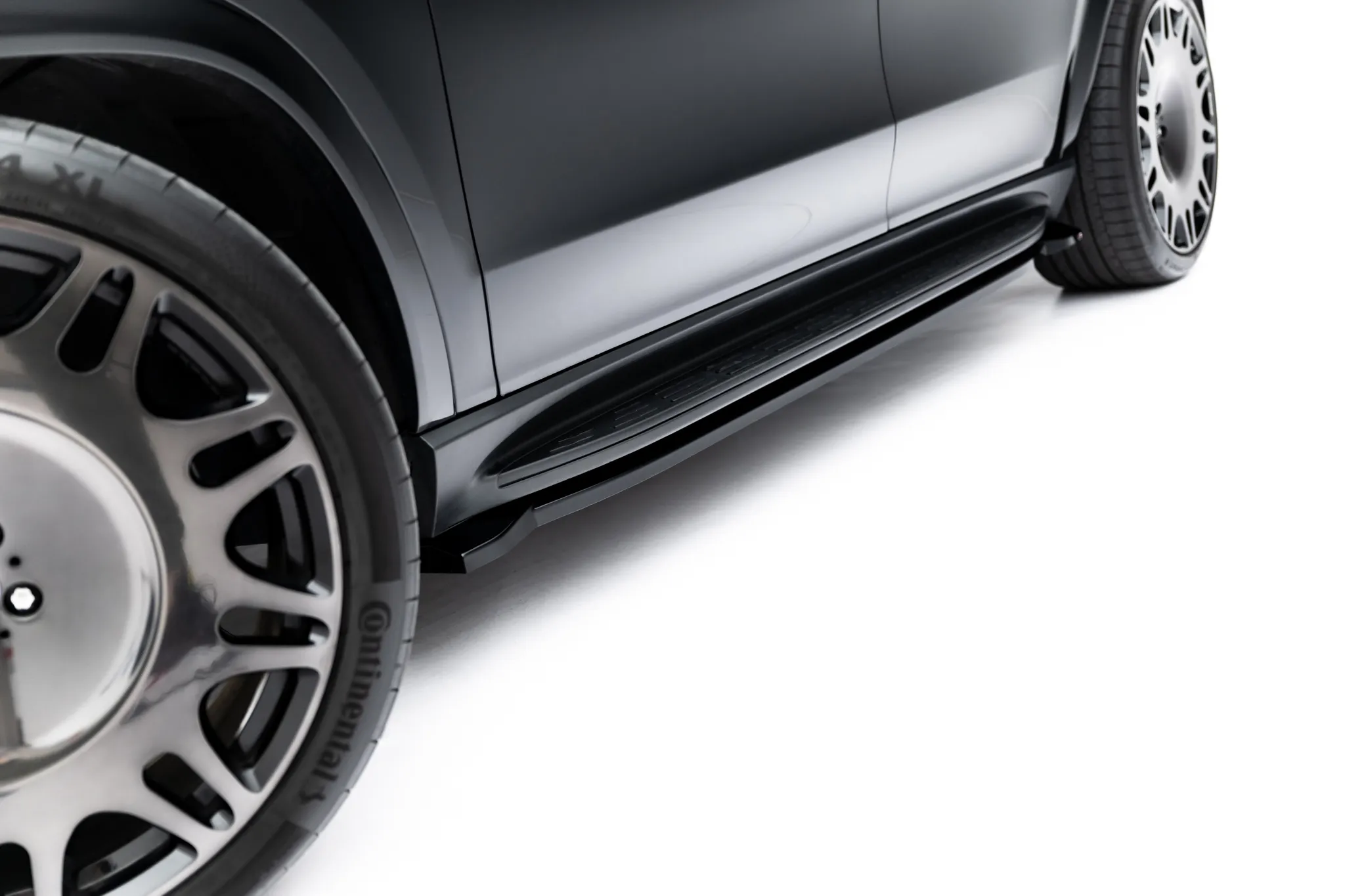 Sideskjørt V.2 Mercedes-Benz Gls (X167) AMG-Line 2019 - 2023 | Glossy Black Edition – bilde 4