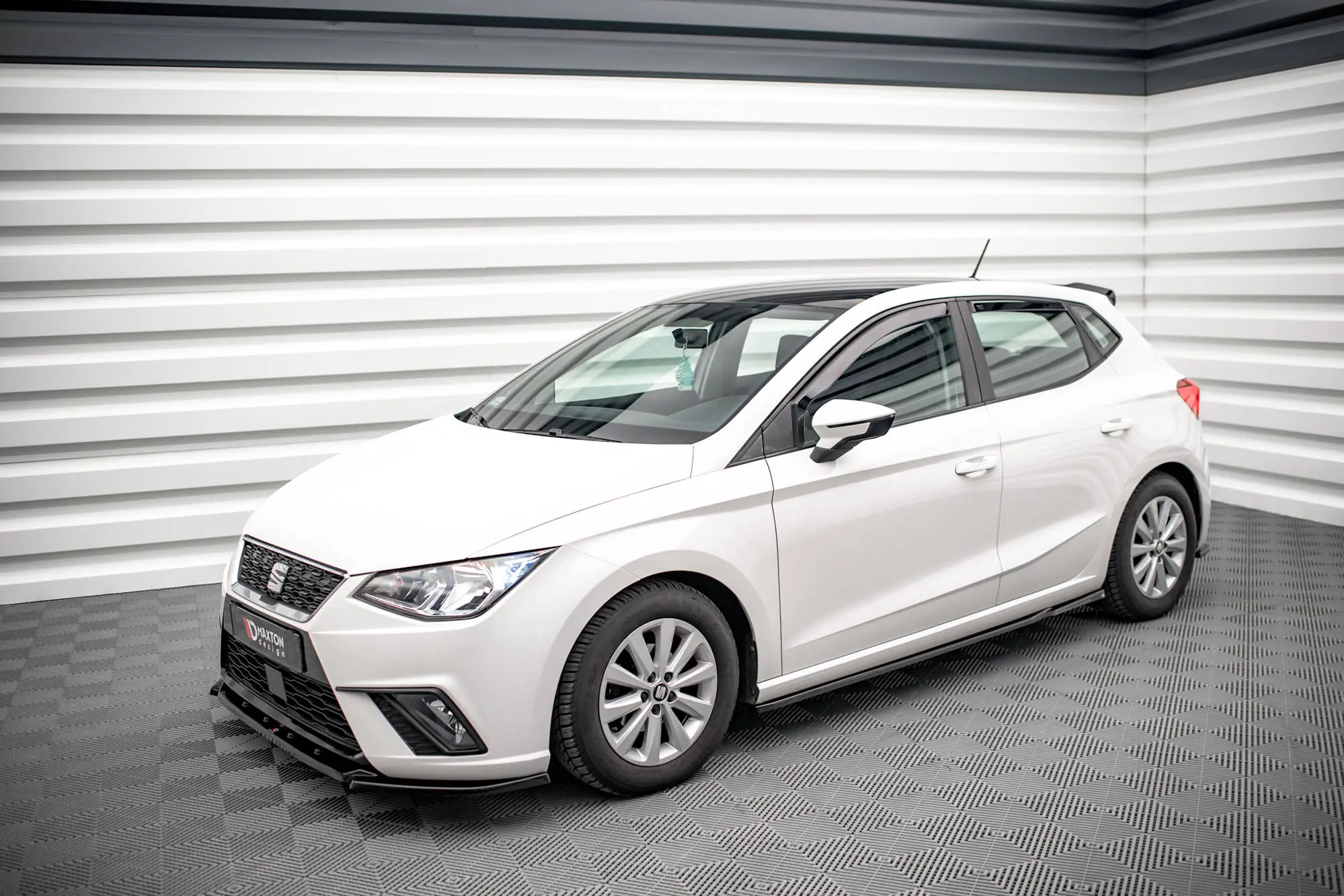 SIDESKJØRT V.2 SEAT Ibiza mk5 / Ibiza mk5 FR 2017-2021 – bilde 3