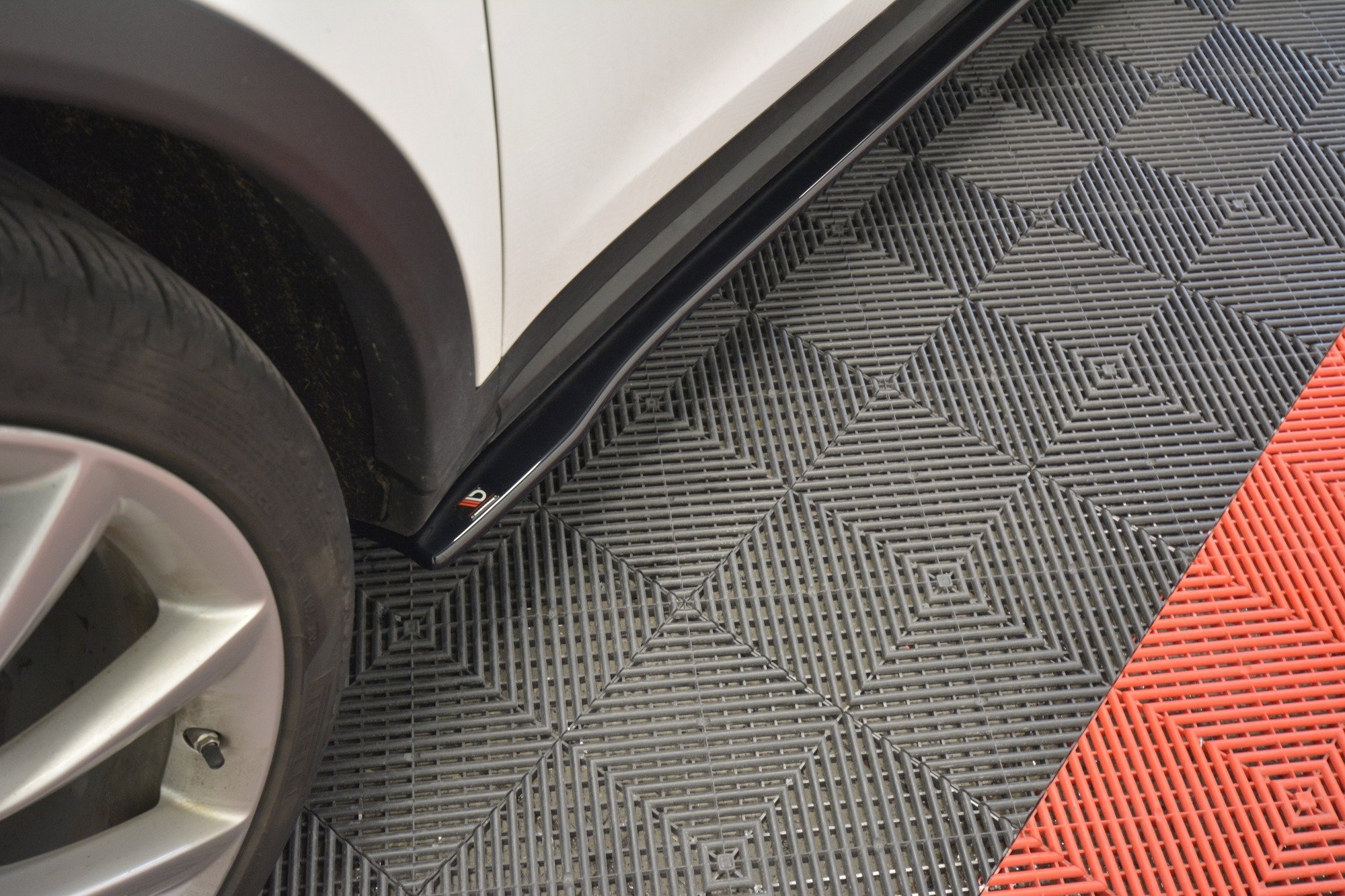 Sideskjørt V.2 Tesla Model X 2015 - 2021 – bilde 3