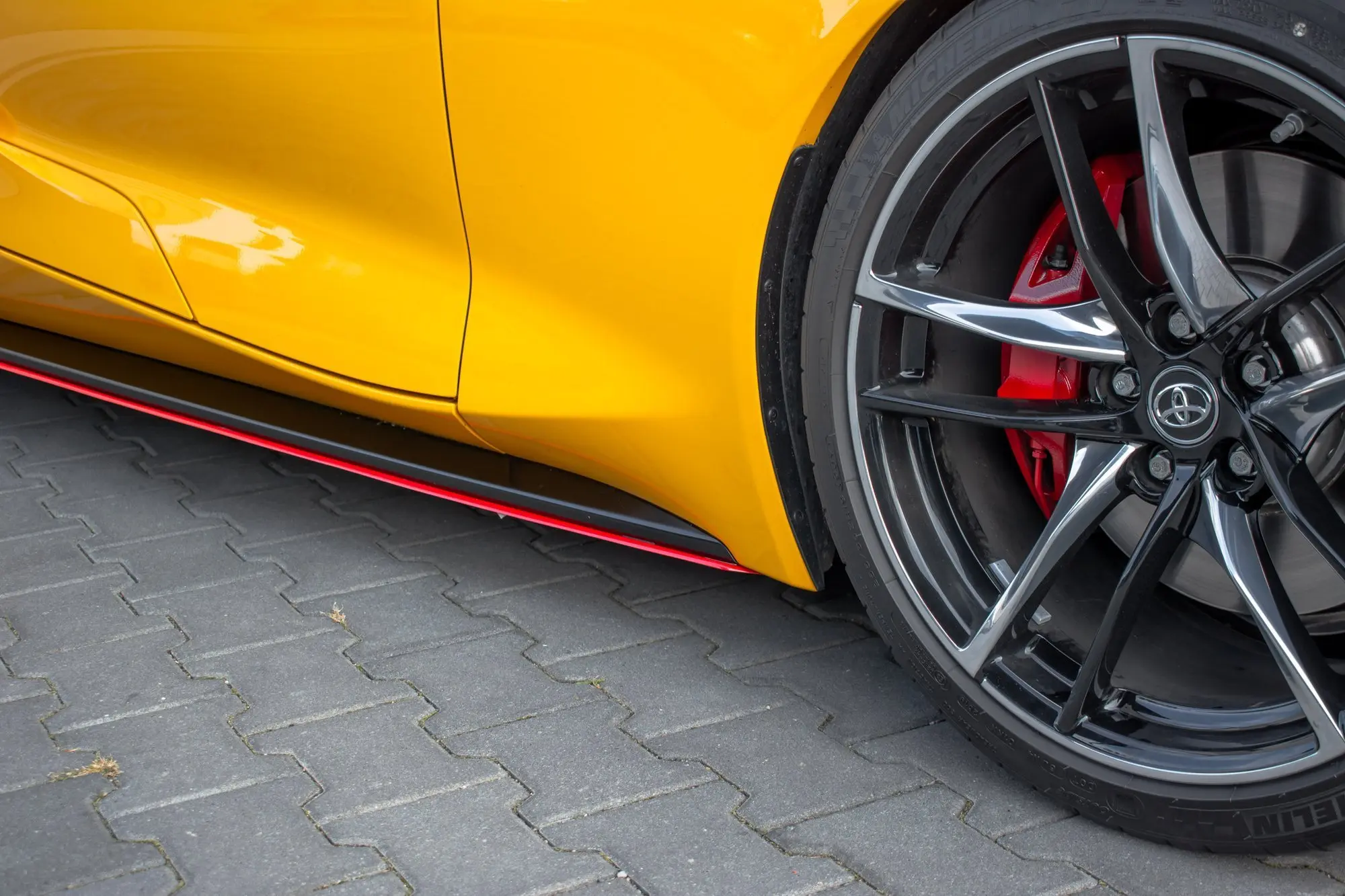 SIDESKJØRT V.2 TOYOTA SUPRA V 2019->