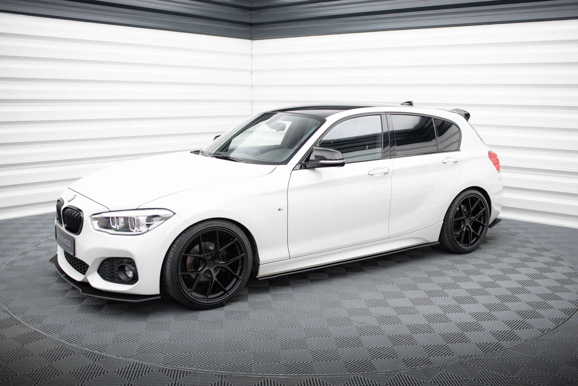 Sideskjørt V.2 V.2 BMW 1 (F20) 2011 - 2019 | Street Pro Black Edition – bilde 2
