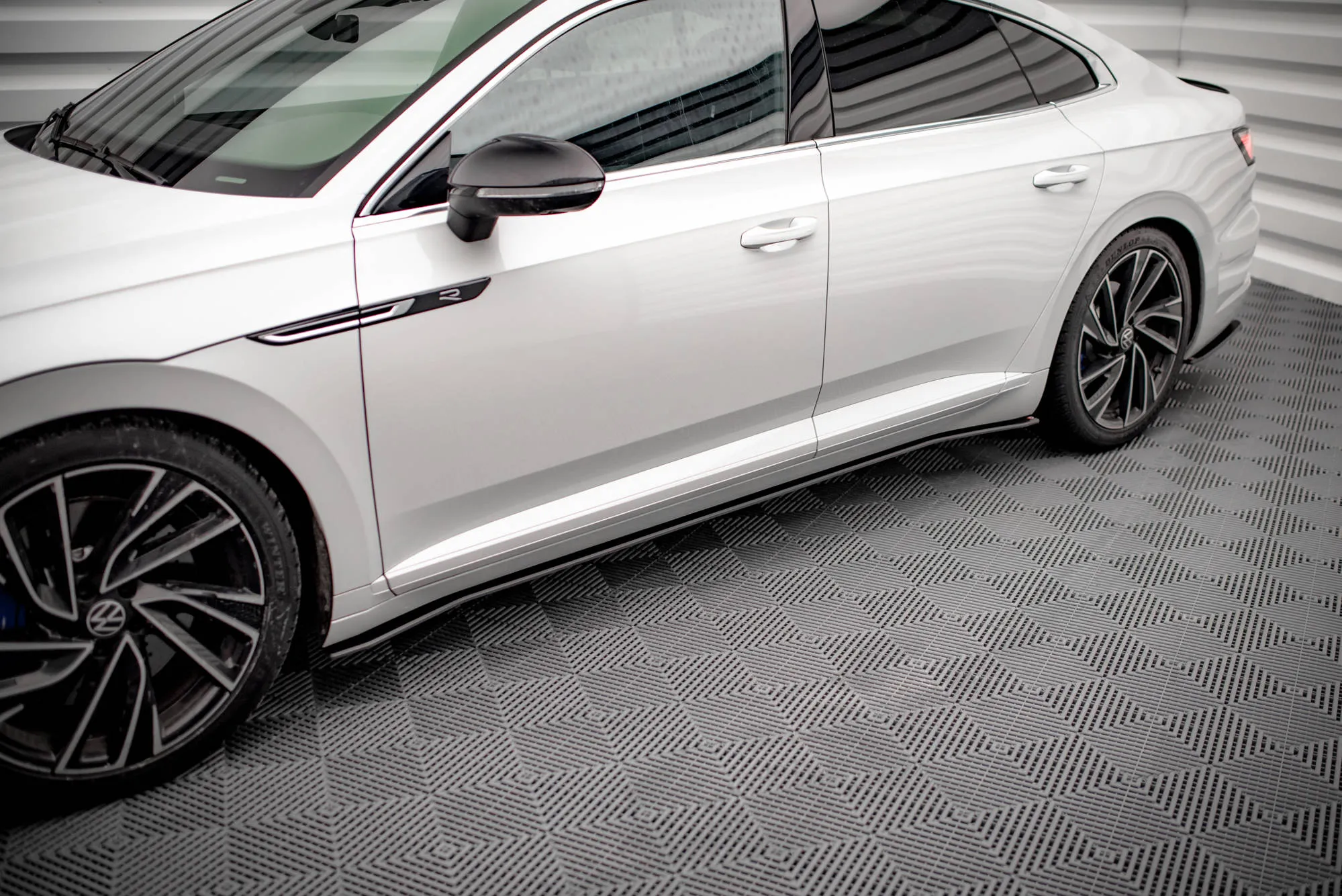 Sideskjørt V.2 V.2 VW Arteon R / Arteon R-Line 2020 - 2025 | Street Pro Black Edition – bilde 5