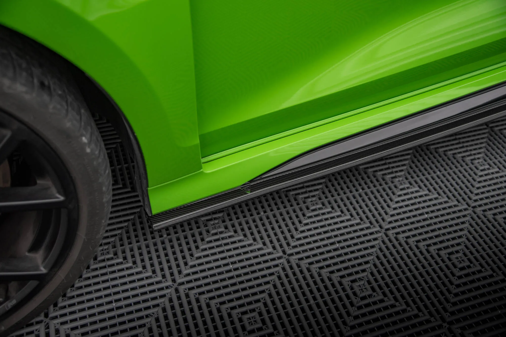 Sideskjørt V.3 Audi A3 (S3) 2020-2026 | Carbon Fiber Edition – bilde 3
