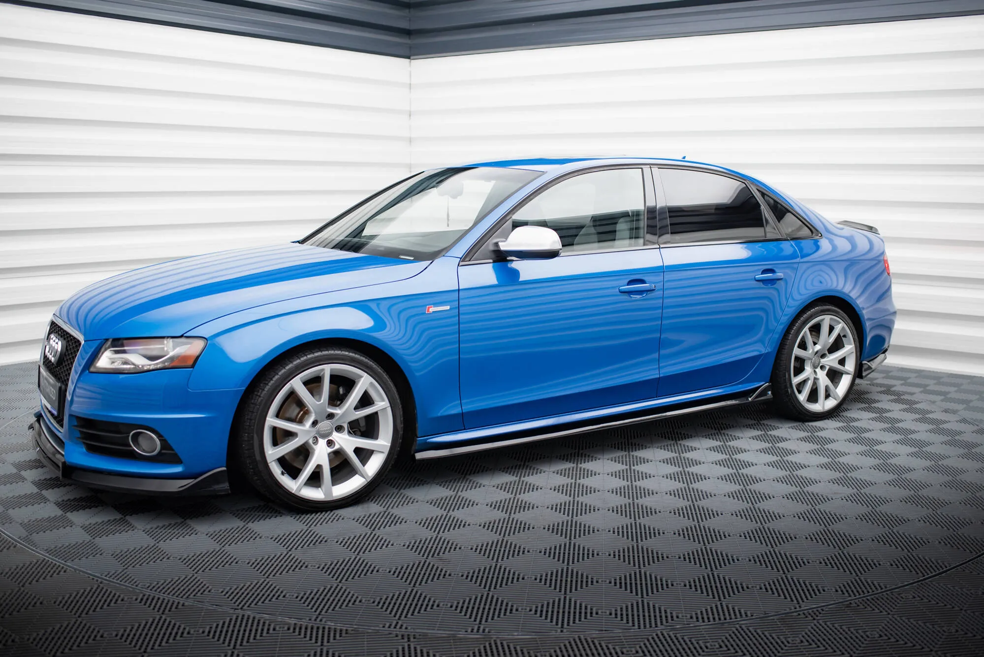 Sideskjørt V.4 Audi A4 B8 S-Line / S4 B8 2007 - 2012 | Glossy Black Edition – bilde 2