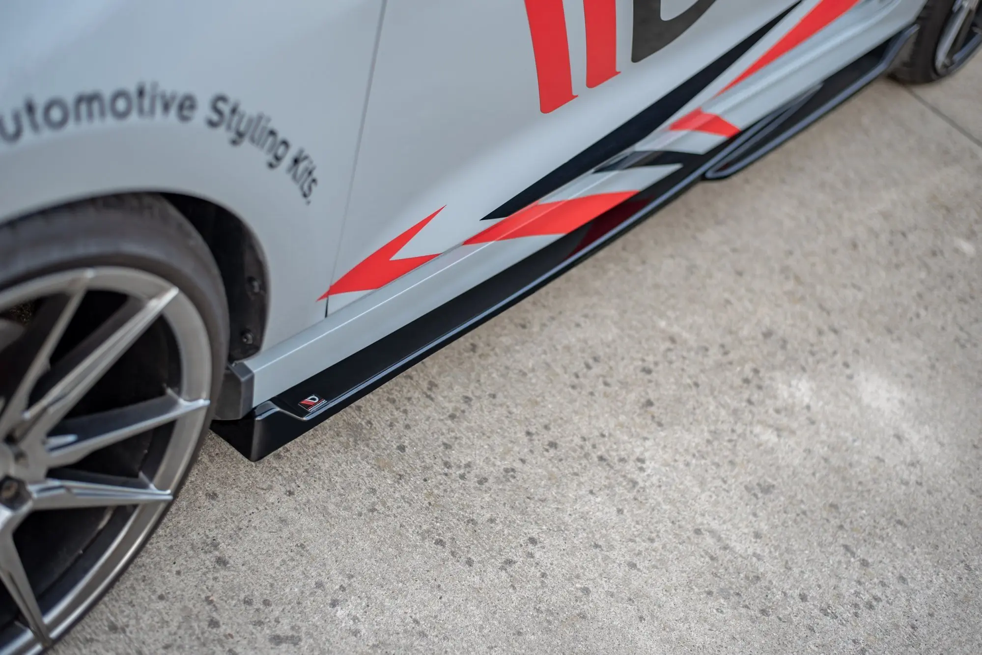 Sideskjørt V.4 Ford Fiesta Mk7 ST / ST-Line 2016 - 2023 – bilde 4