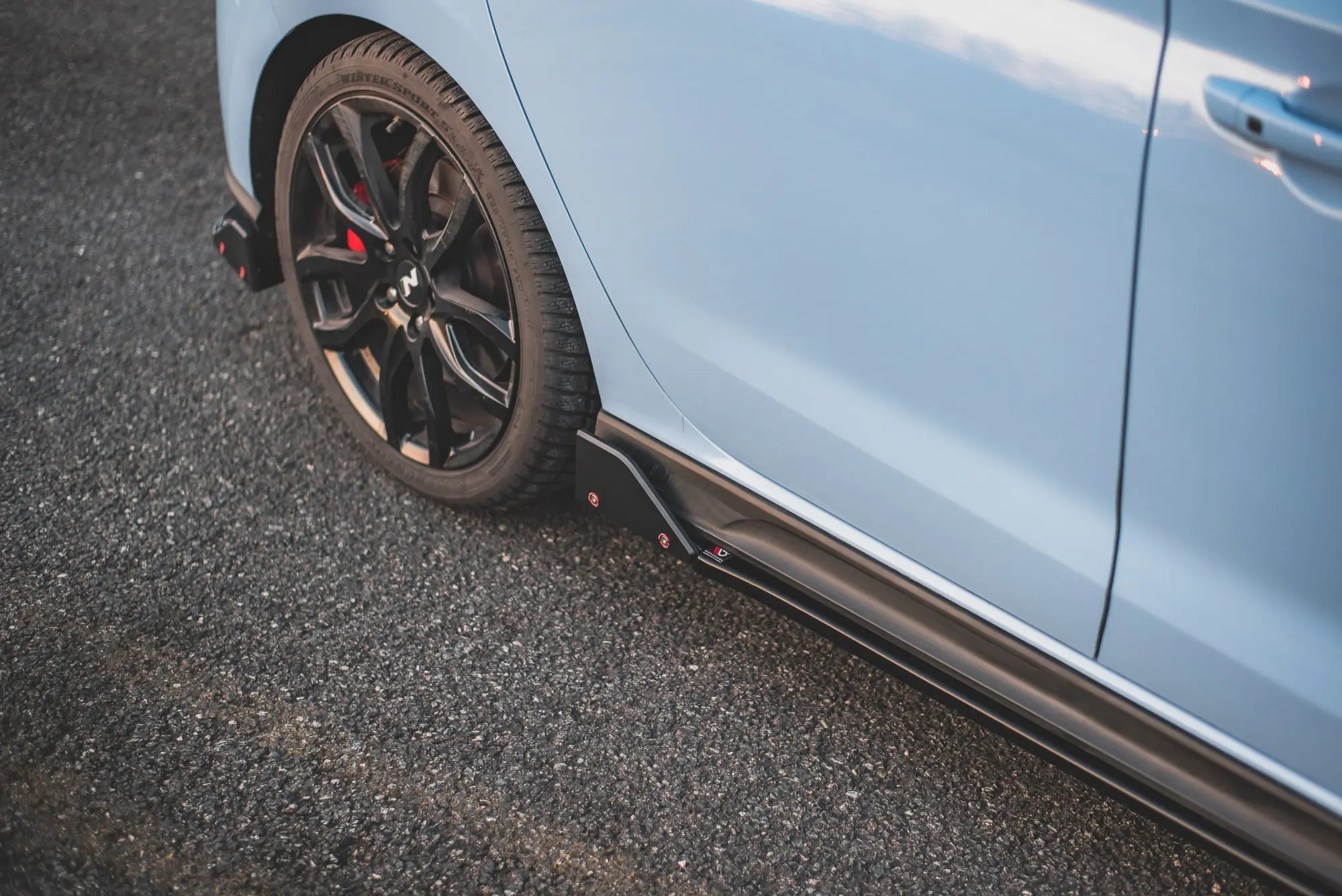 SIDESKJØRT V.5 + SIDESPLITTERS HYUNDAI i30 N 2017-> – bilde 7