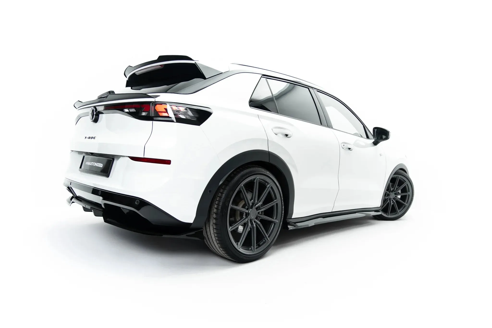 Sideskjørt Volkswagen T-Roc R-Line II 2025 -> | Glossy Black Edition