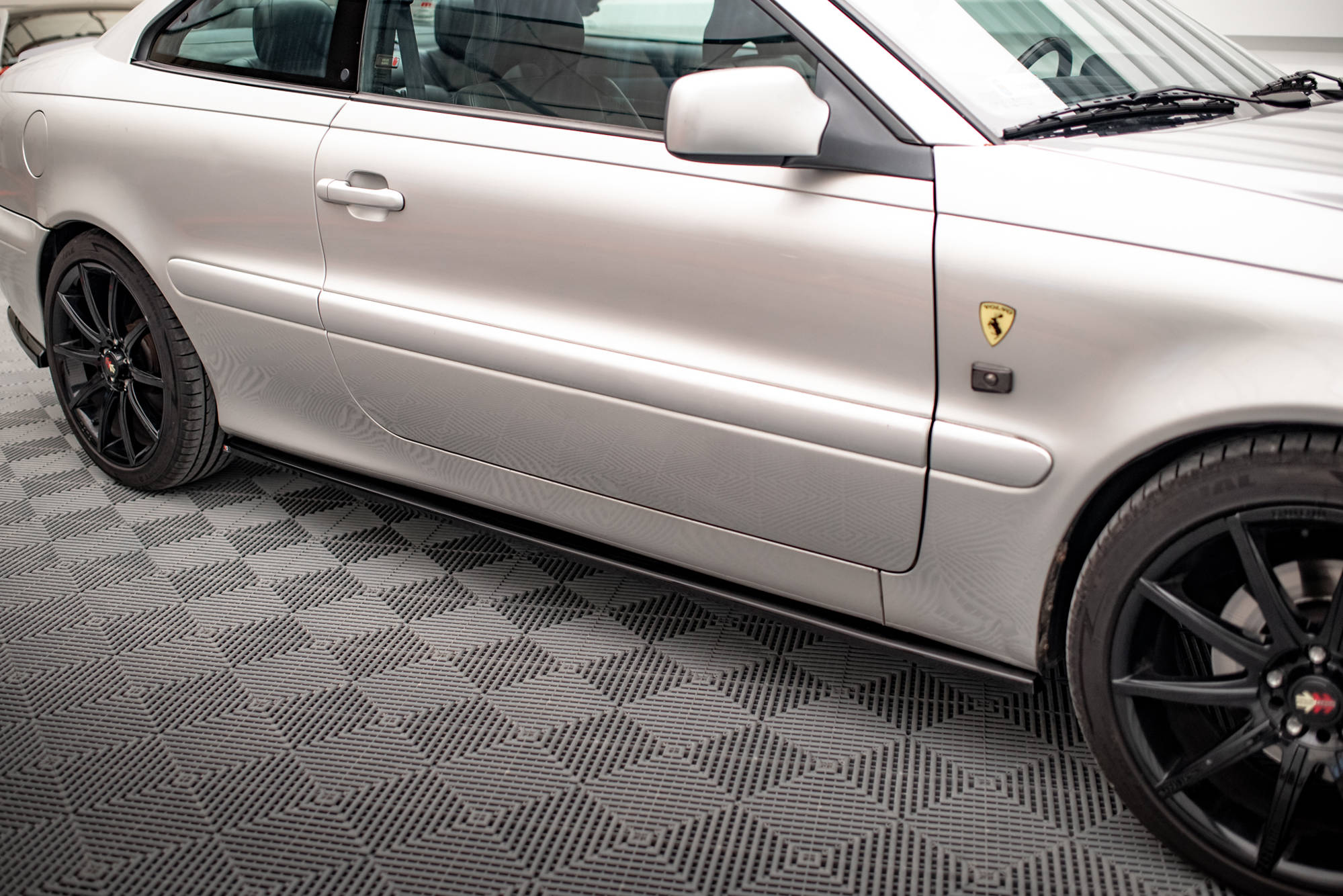 SIDESKJØRT VOLVO C70 I 1997-2005 – bilde 3