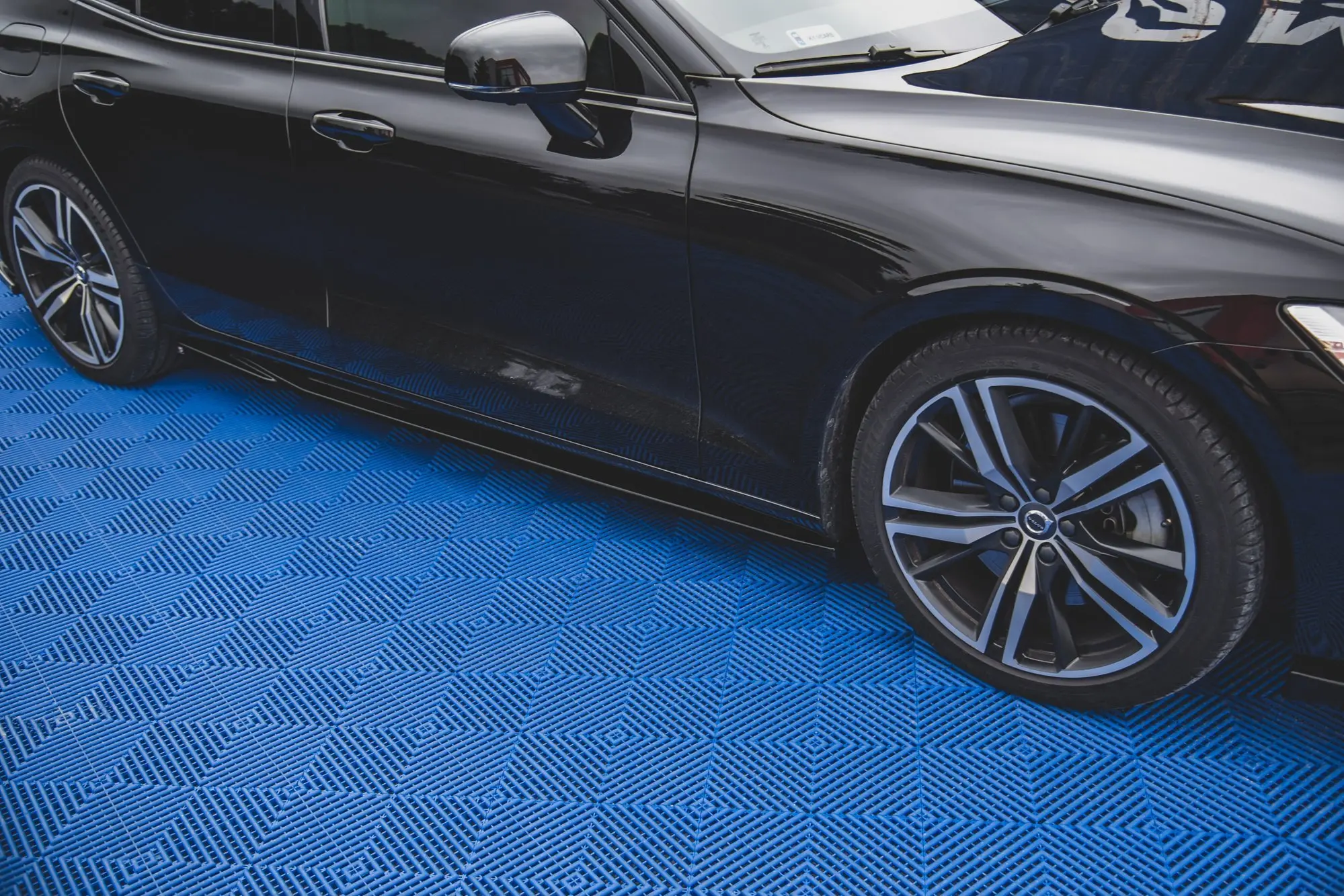 Sideskjørt Volvo S60 III / V60 III R-Desing 2018 - 2024 – bilde 3