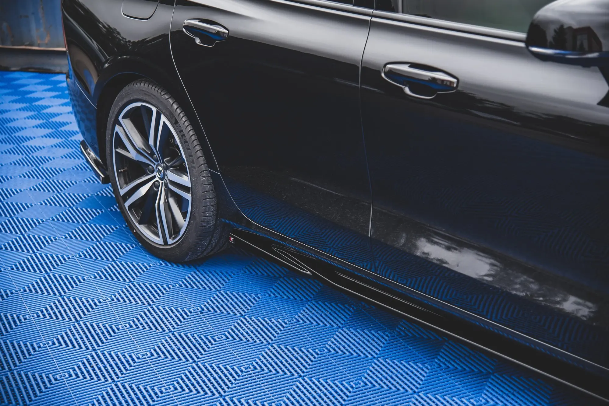 Sideskjørt Volvo S60 III / V60 III R-Desing 2018 - 2024 – bilde 4