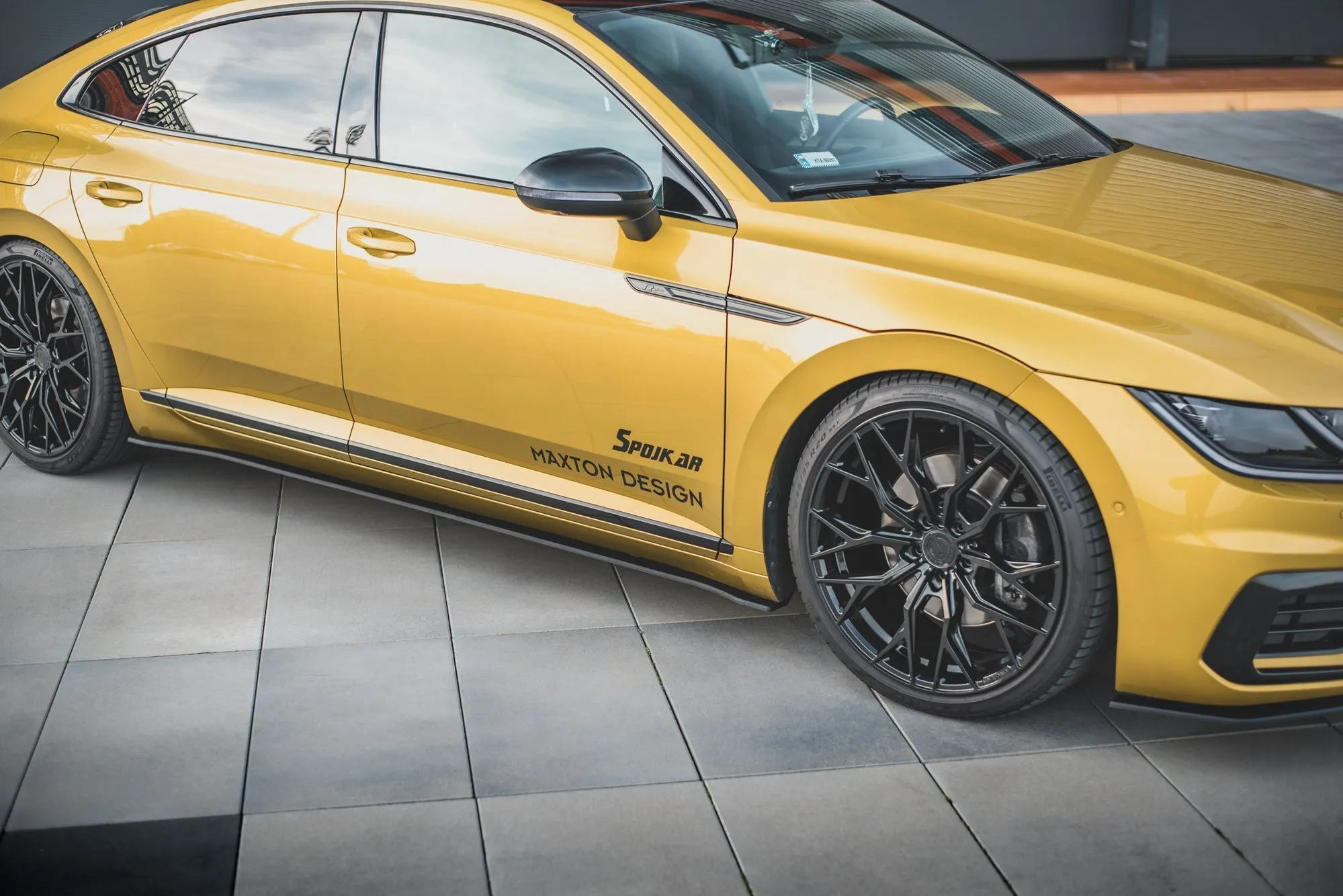 Sideskjørt VW Arteon R-line 2017 - 2025 | Street Pro Black Edition
