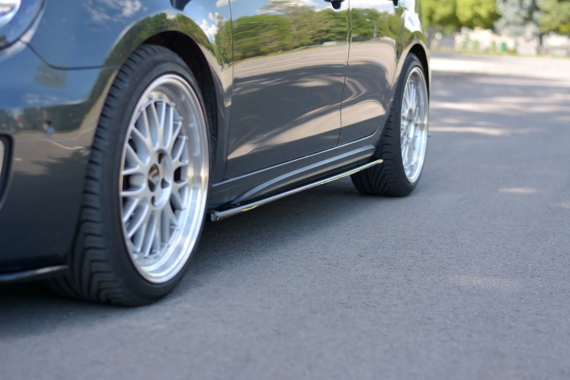 SIDESKJØRT VW GOLF 6 GTI / GTD 2008-2012 – bilde 2