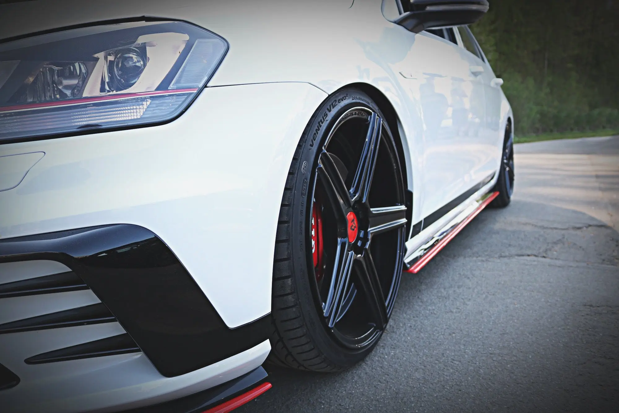 SIDESKJØRT VW GOLF 7 GTI CLUBSPORT 2016-2017 – bilde 5
