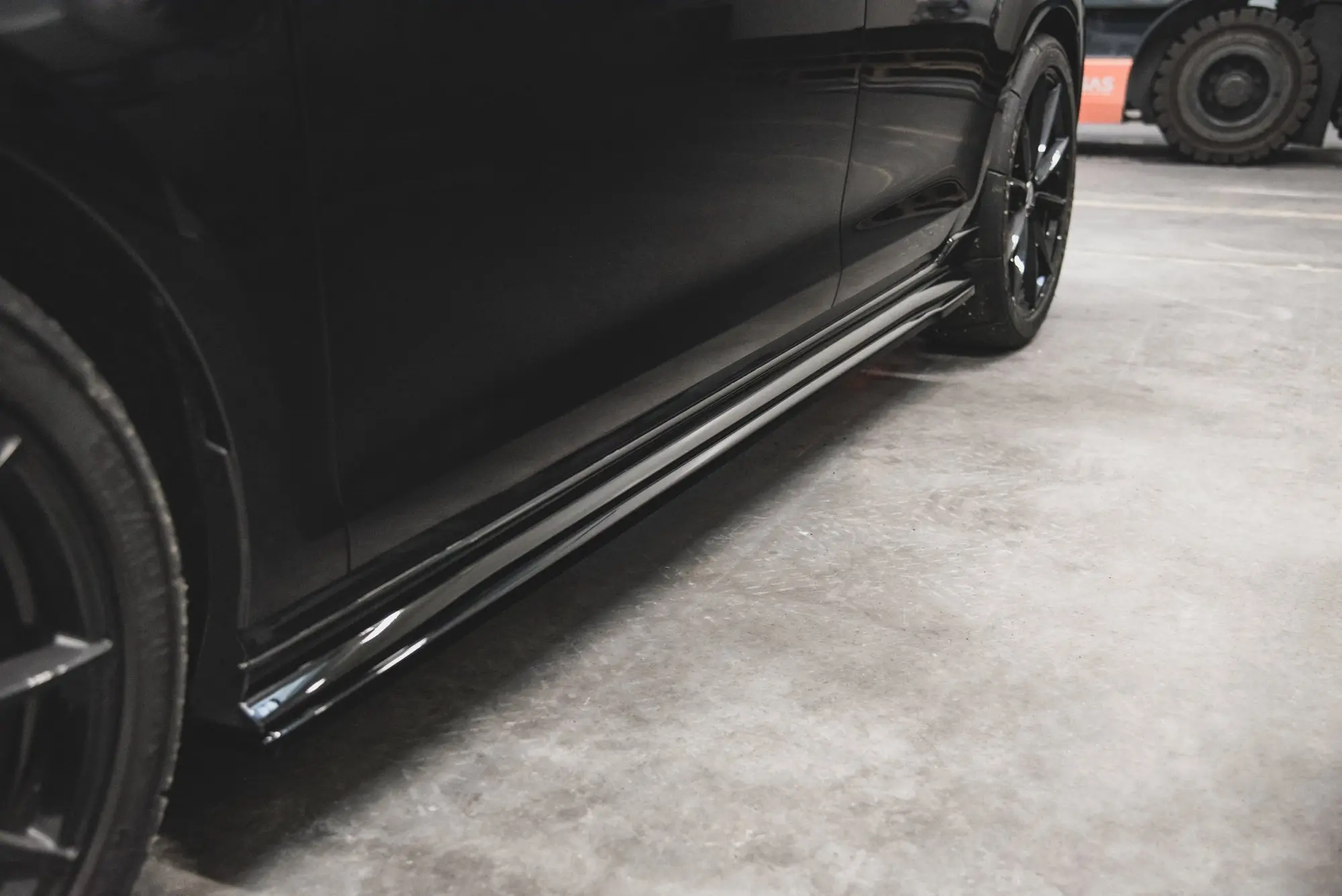 SIDESKJØRT VW GOLF 7 GTI TCR 2019